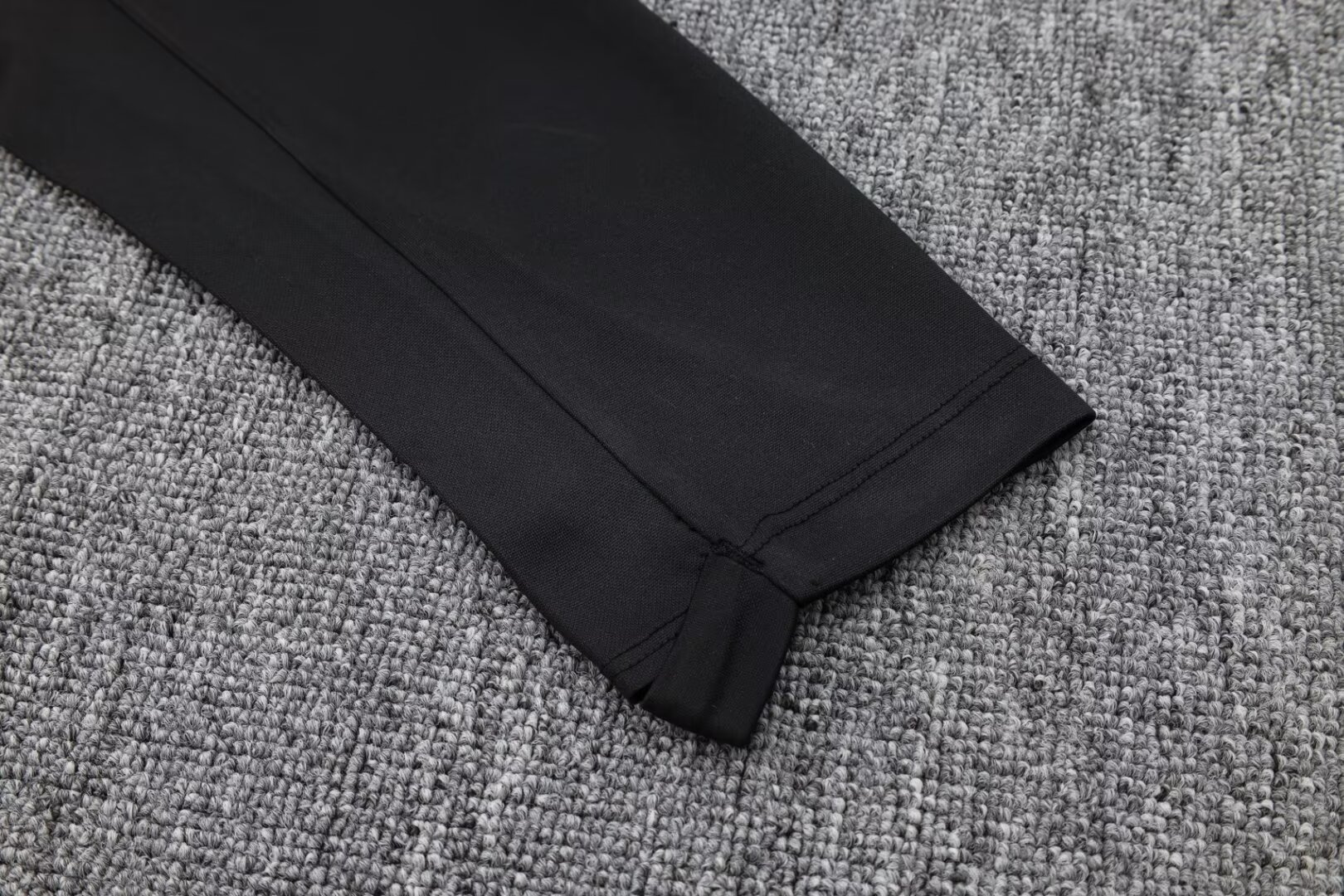 Liverpool Training Jersey Suit 24/25