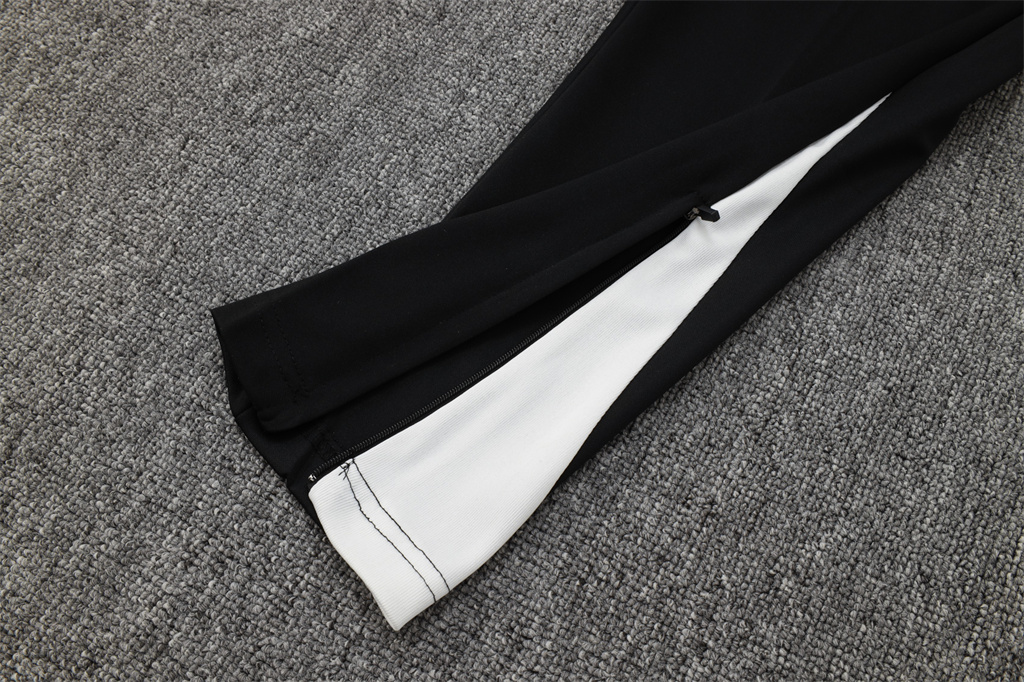 Liverpool Training Jacket 24/25