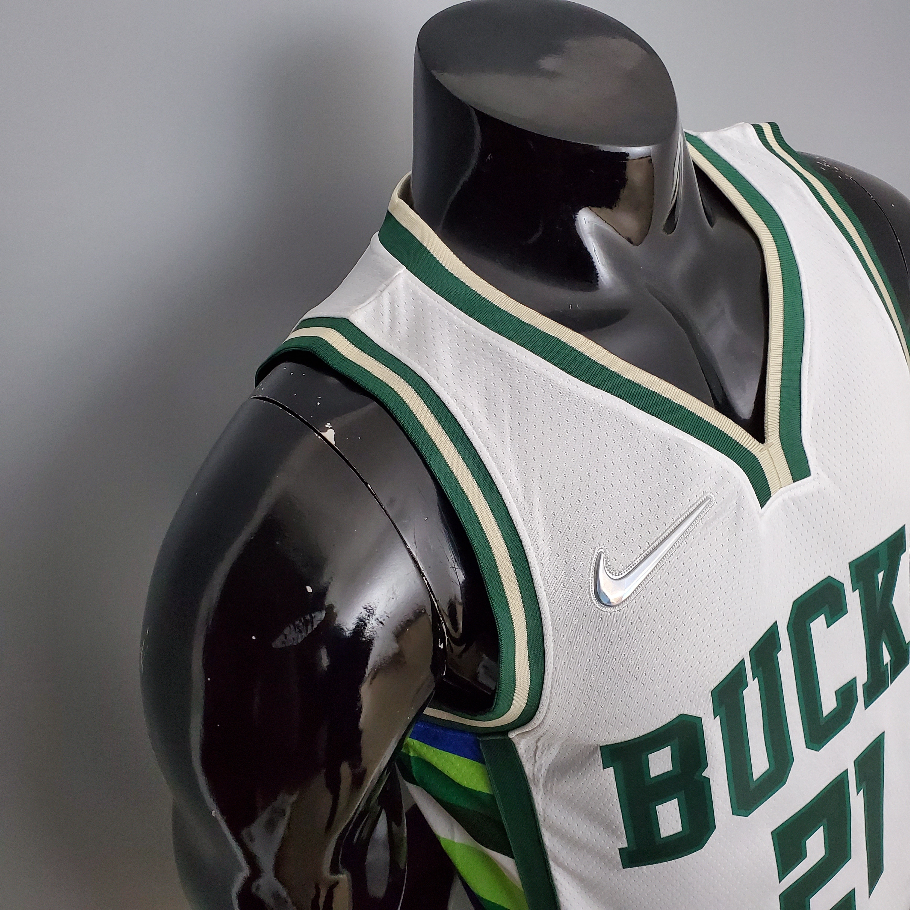 Jrue Holiday Milwaukee Bucks 2021/22 Swingman Jersey White