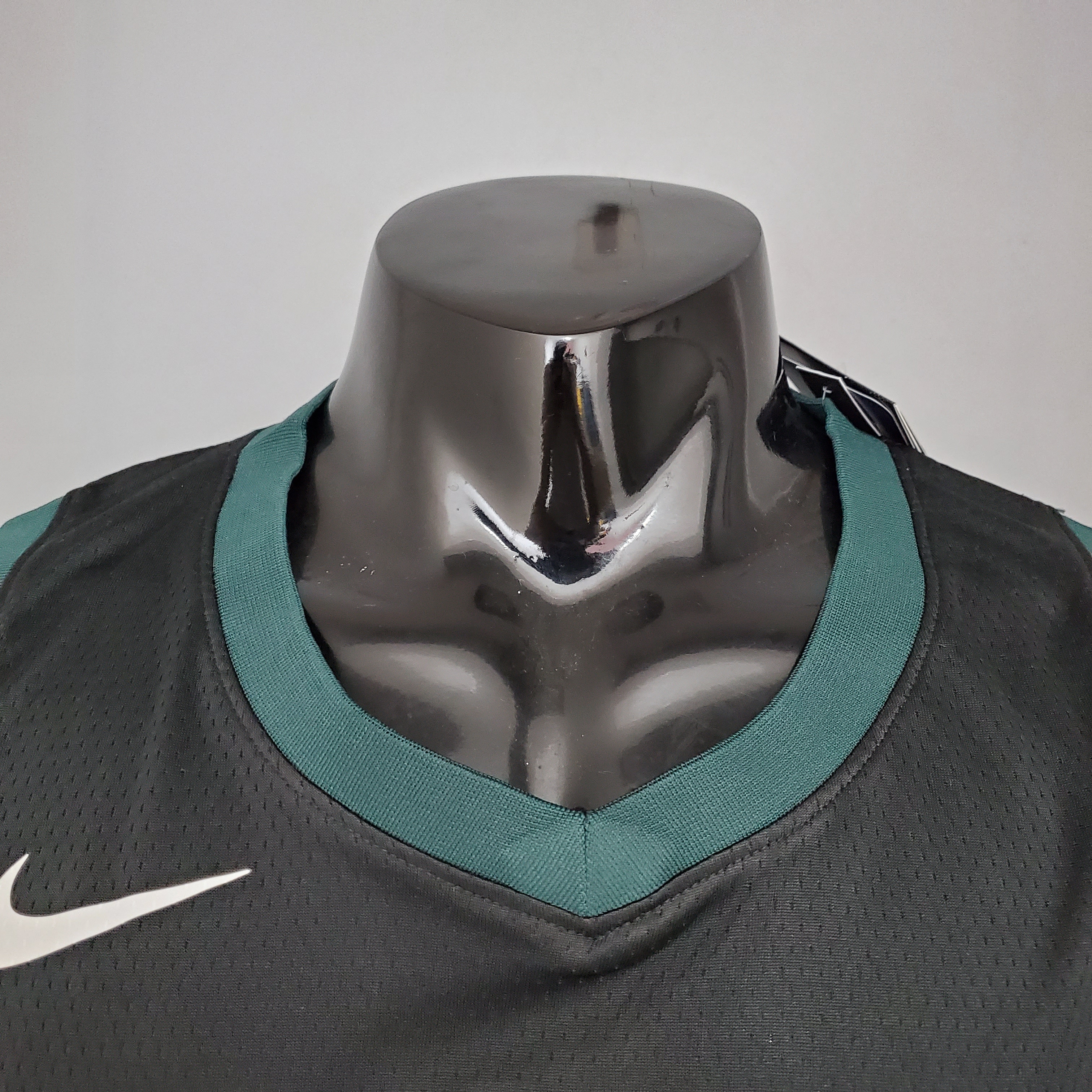 Khris Middleton Milwaukee Bucks Swingman Jersey Black