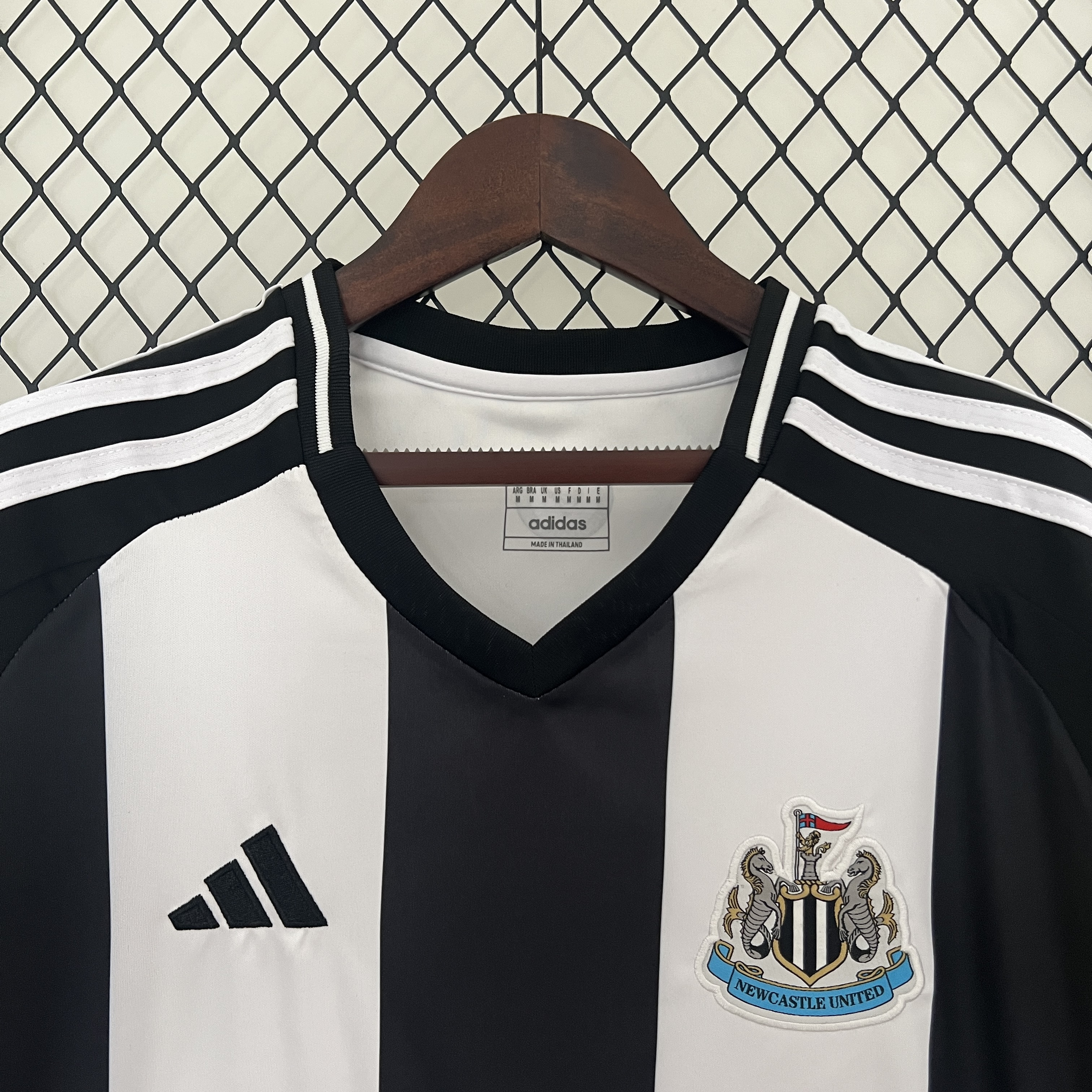Newcastle United Man Home Jersey 24/25