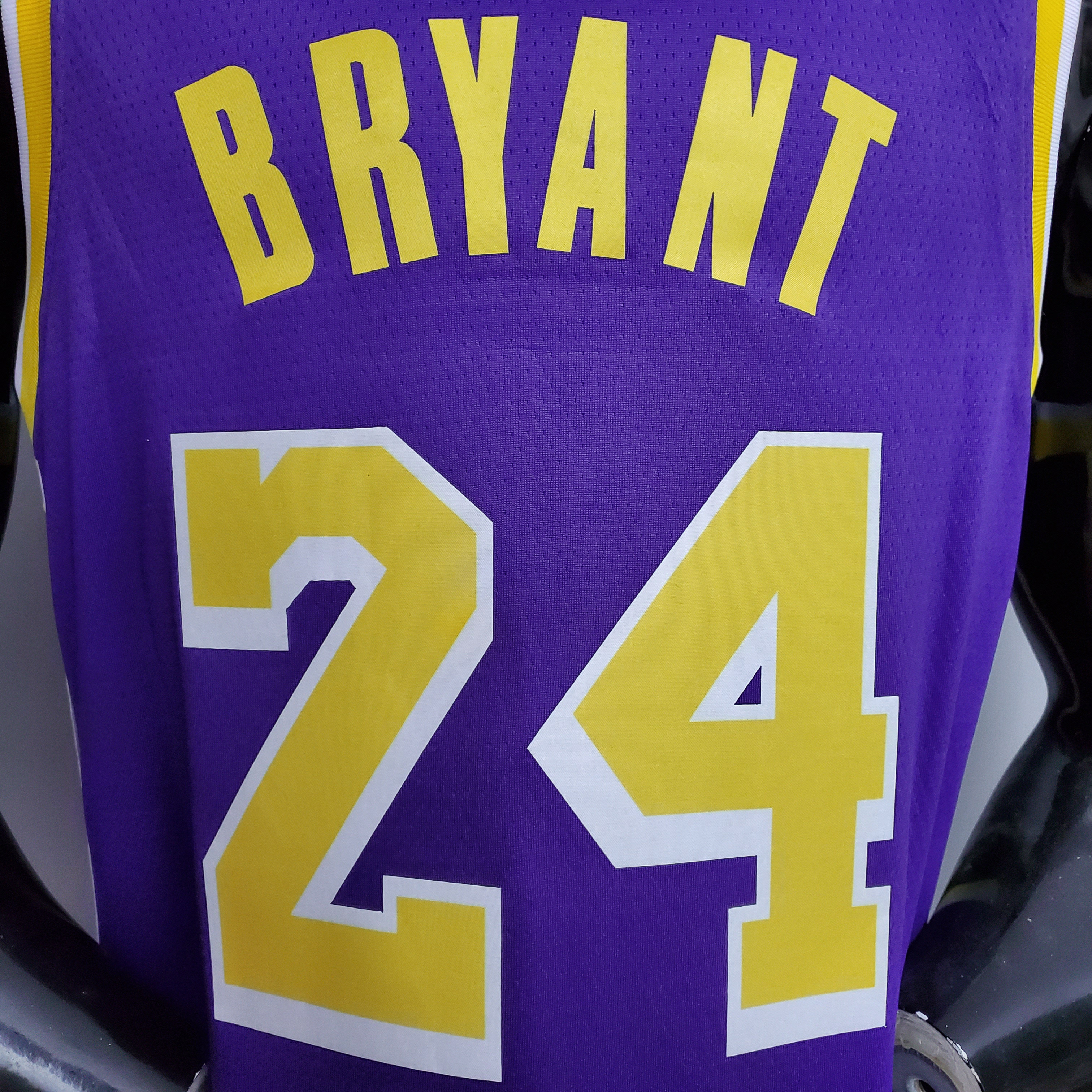 Kobe Bryant Los Angeles Lakers Swingman Jersey Purple