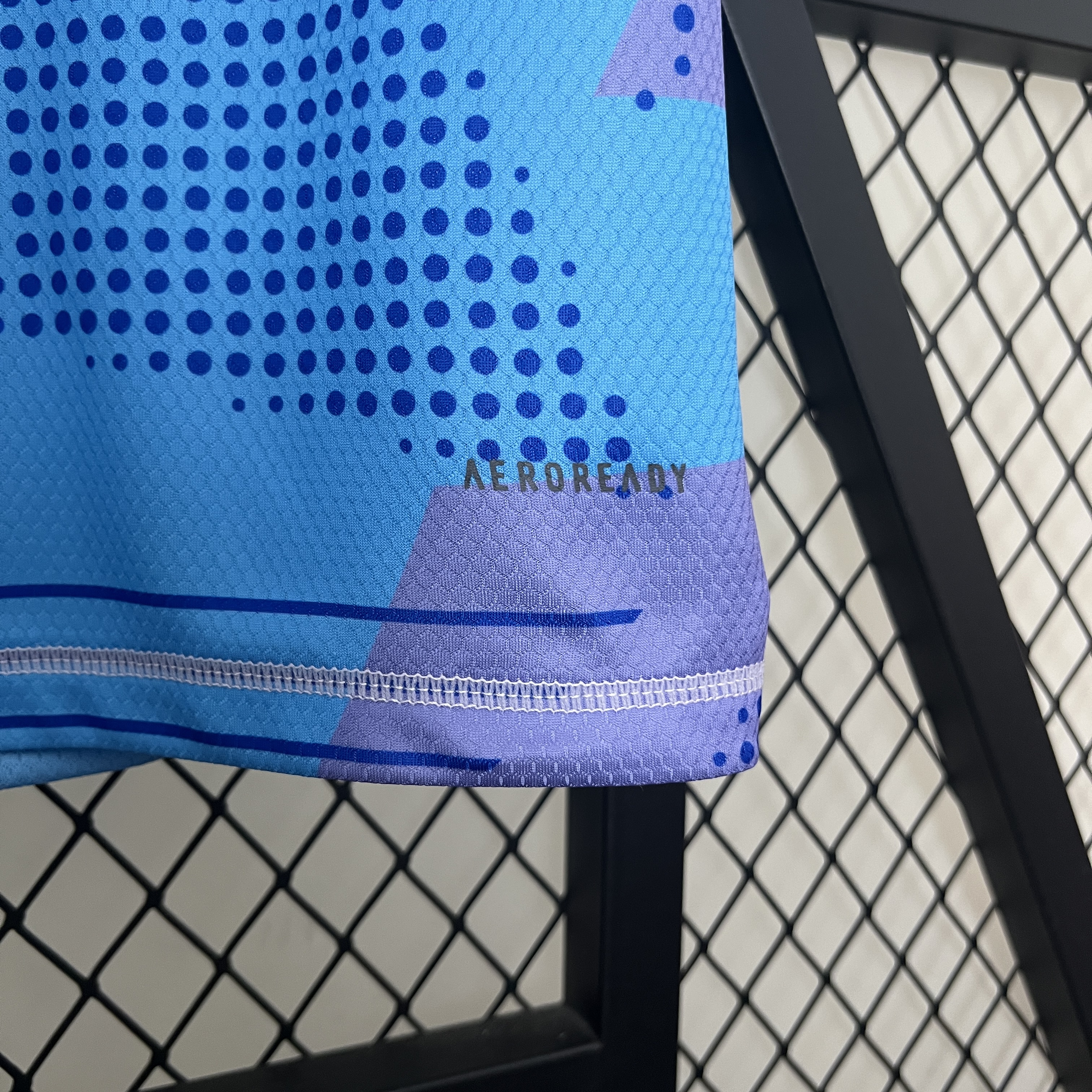 Real Madrid Goalkeeper Man Jersey 24/25 Blue