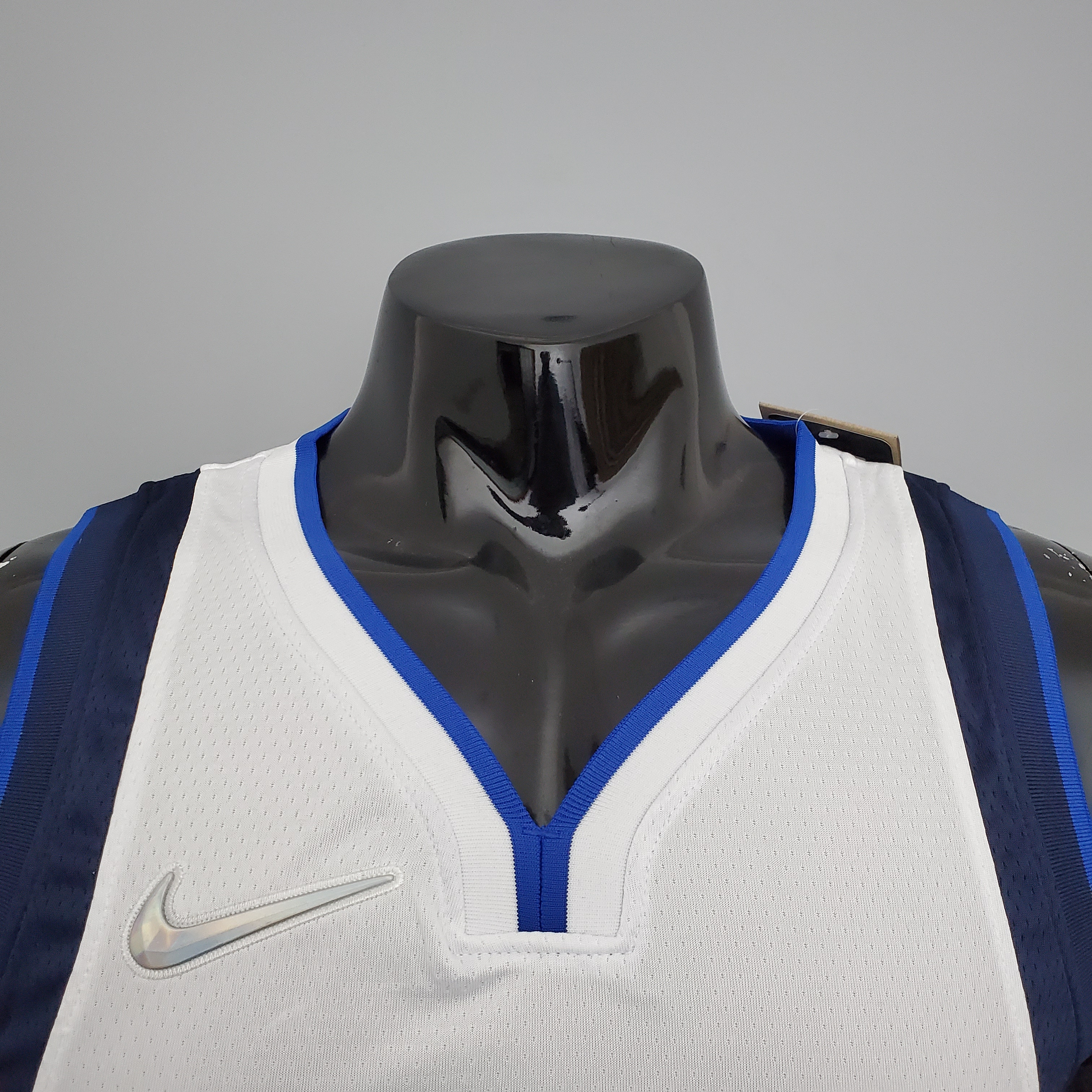 Luka Doncic Dallas Mavericks 75th Anniversary Swingman Jersey White