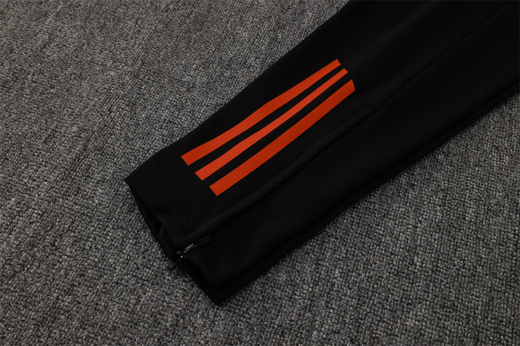 Internacional  Training Pants 24/25