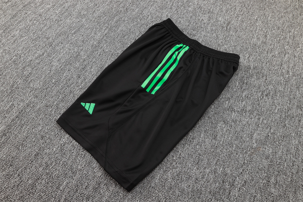 Bayern Munich Training Jersey 24/25