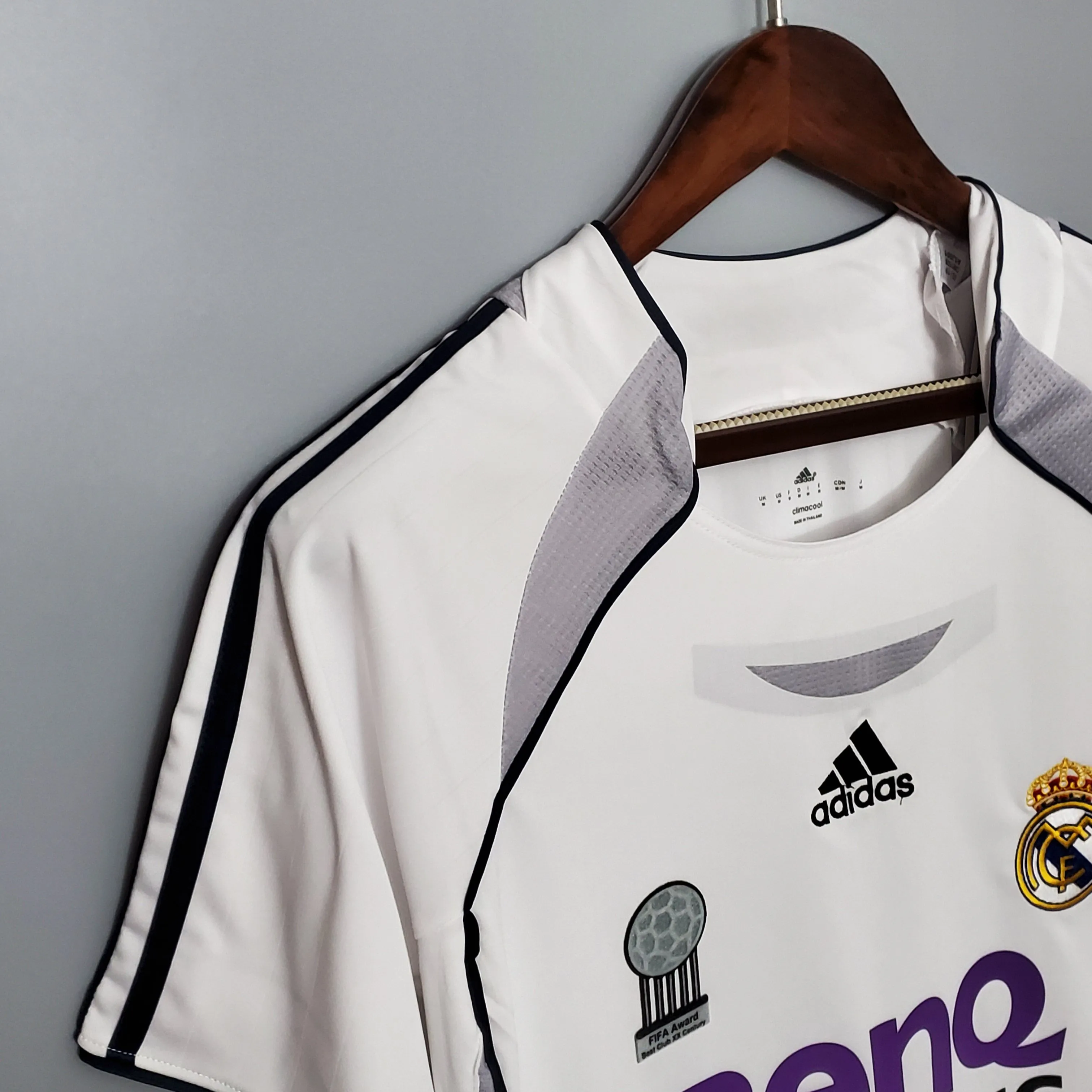 2006/07 Real Madrid Retro Jersey Home