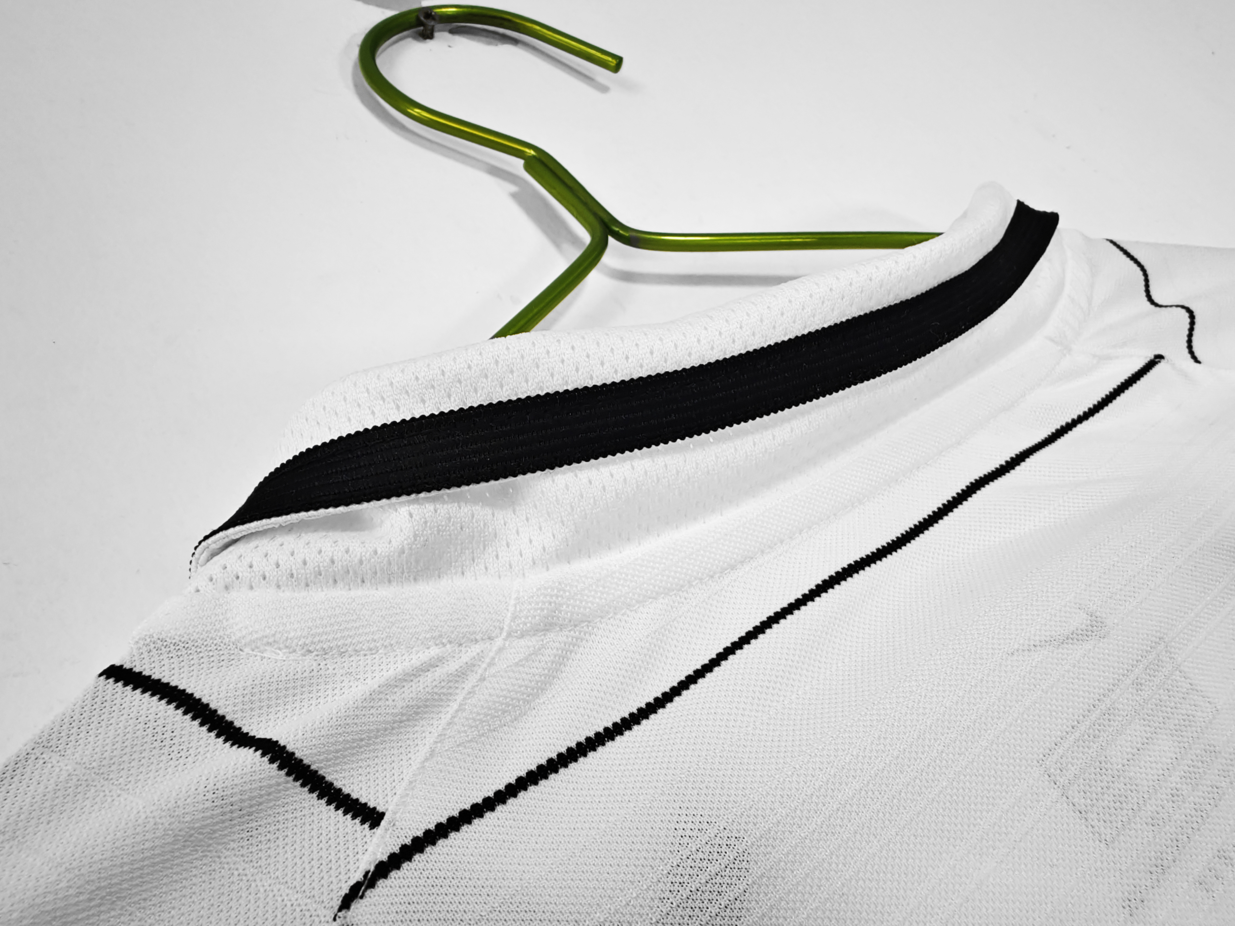 Manchester United Third Long Sleeve Retro Jersey 2003/04