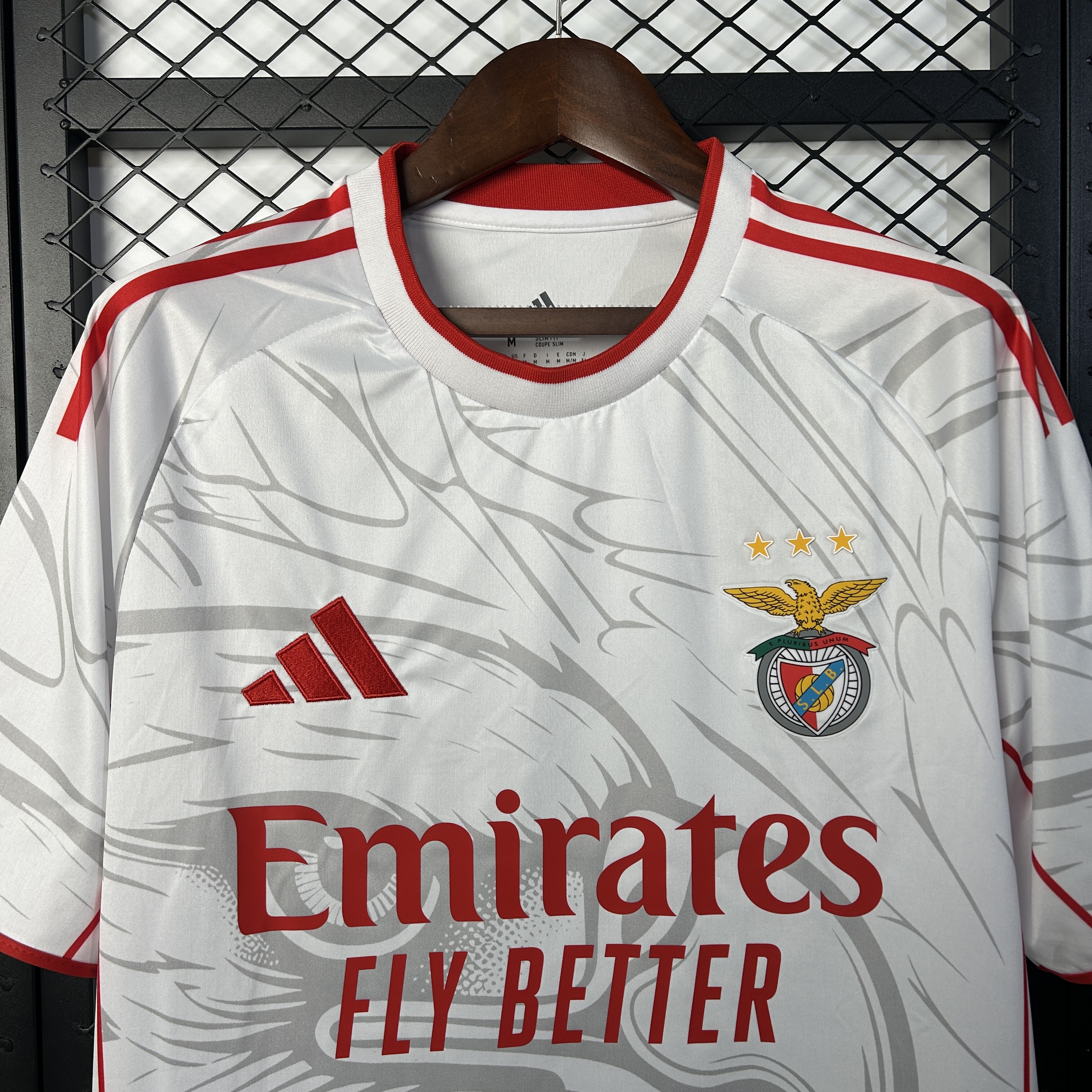 SL Benfica Training Man Jersey 25/26