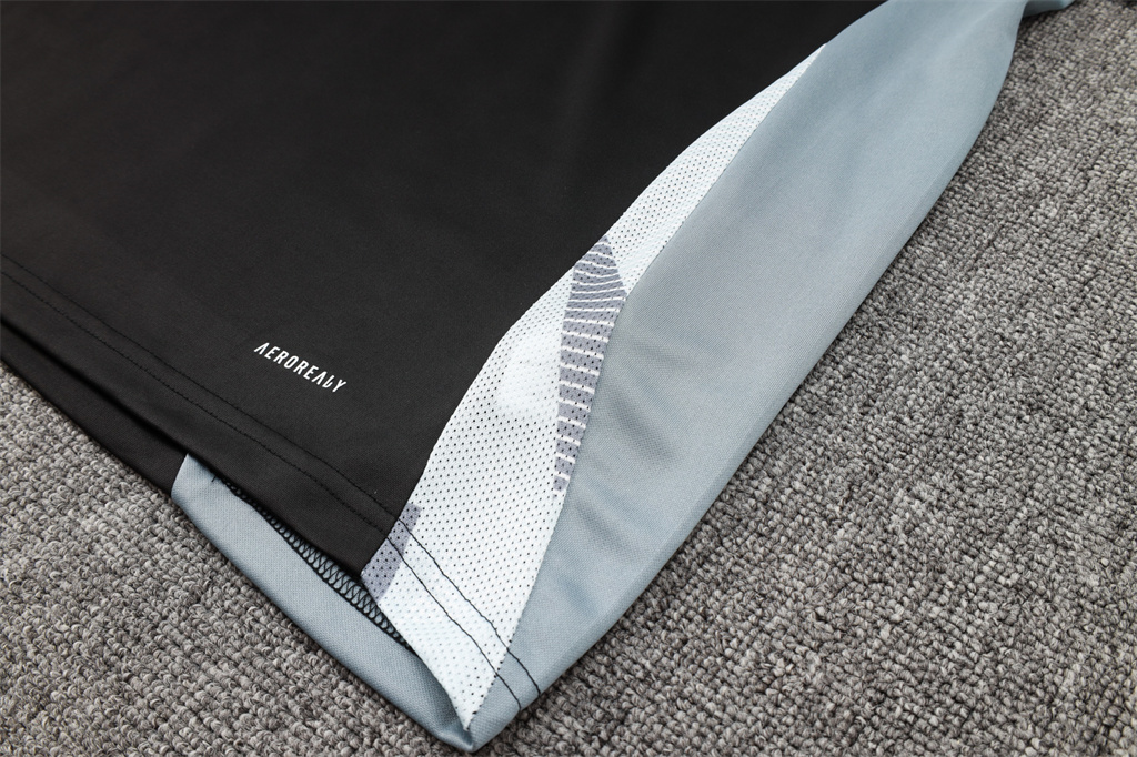 Italy Kids Training Suit 24/25