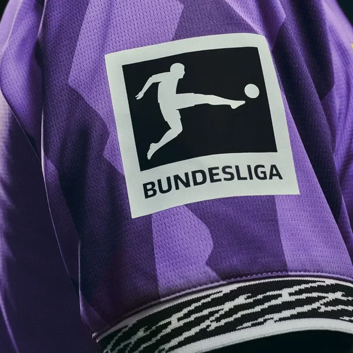 Borussia Dortmund Goalkeeper Special Man Player Jersey 25/26