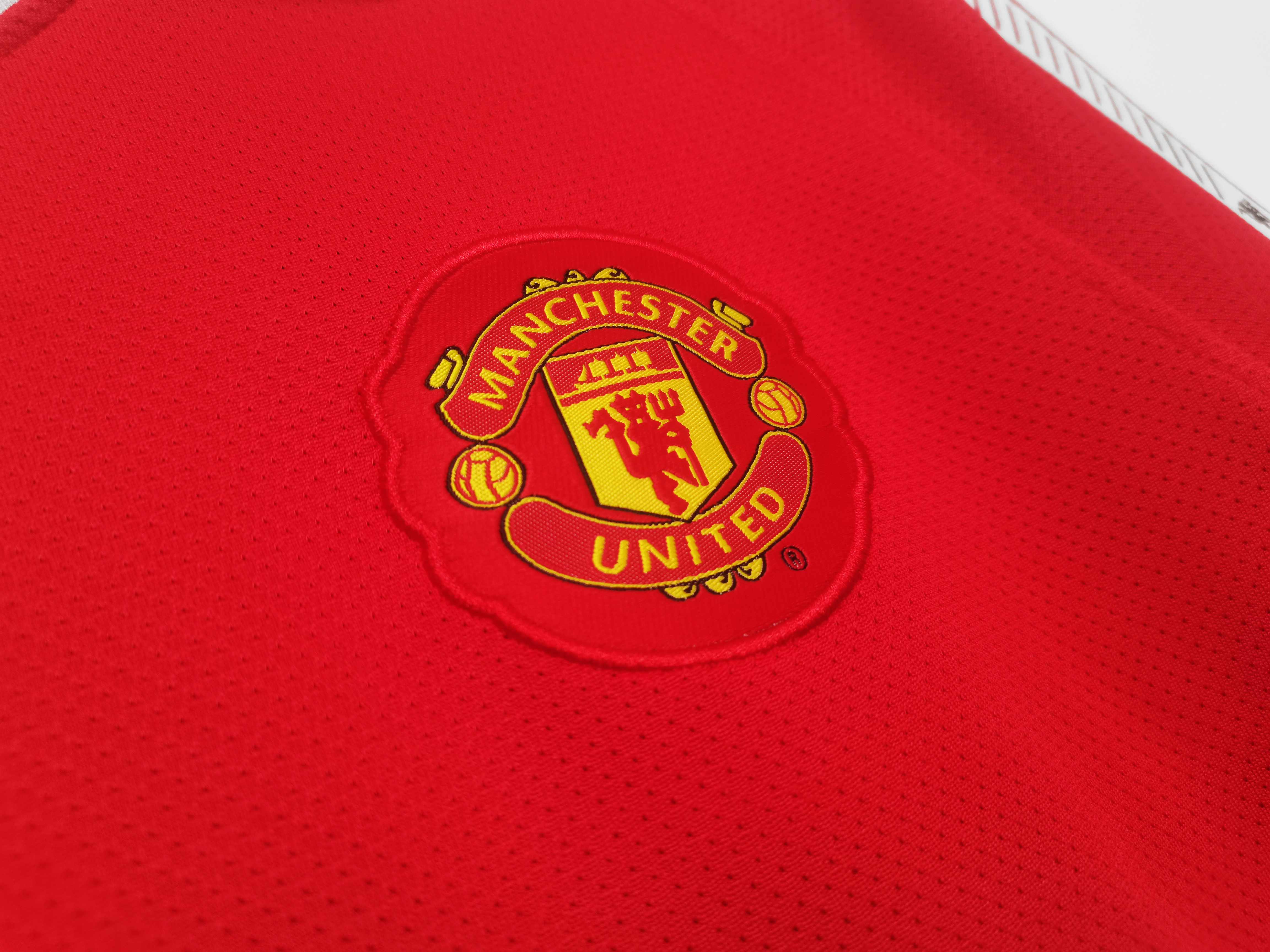 Manchester United Home Long Sleeve Retro Jersey 2010/11