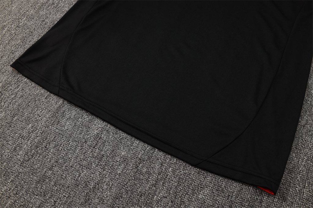 Internacional  Training Short sleeve Jersey 24/25