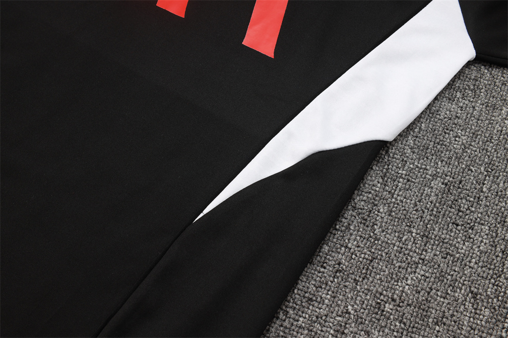 Liverpool Training Jersey Suit 25/26