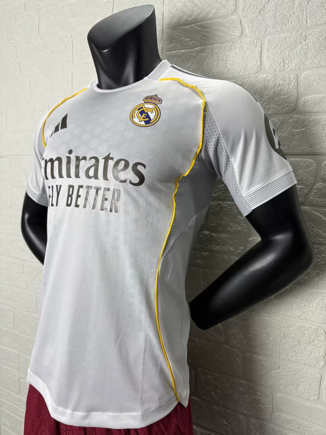 Real Madrid Home Player Jersey 25/26
