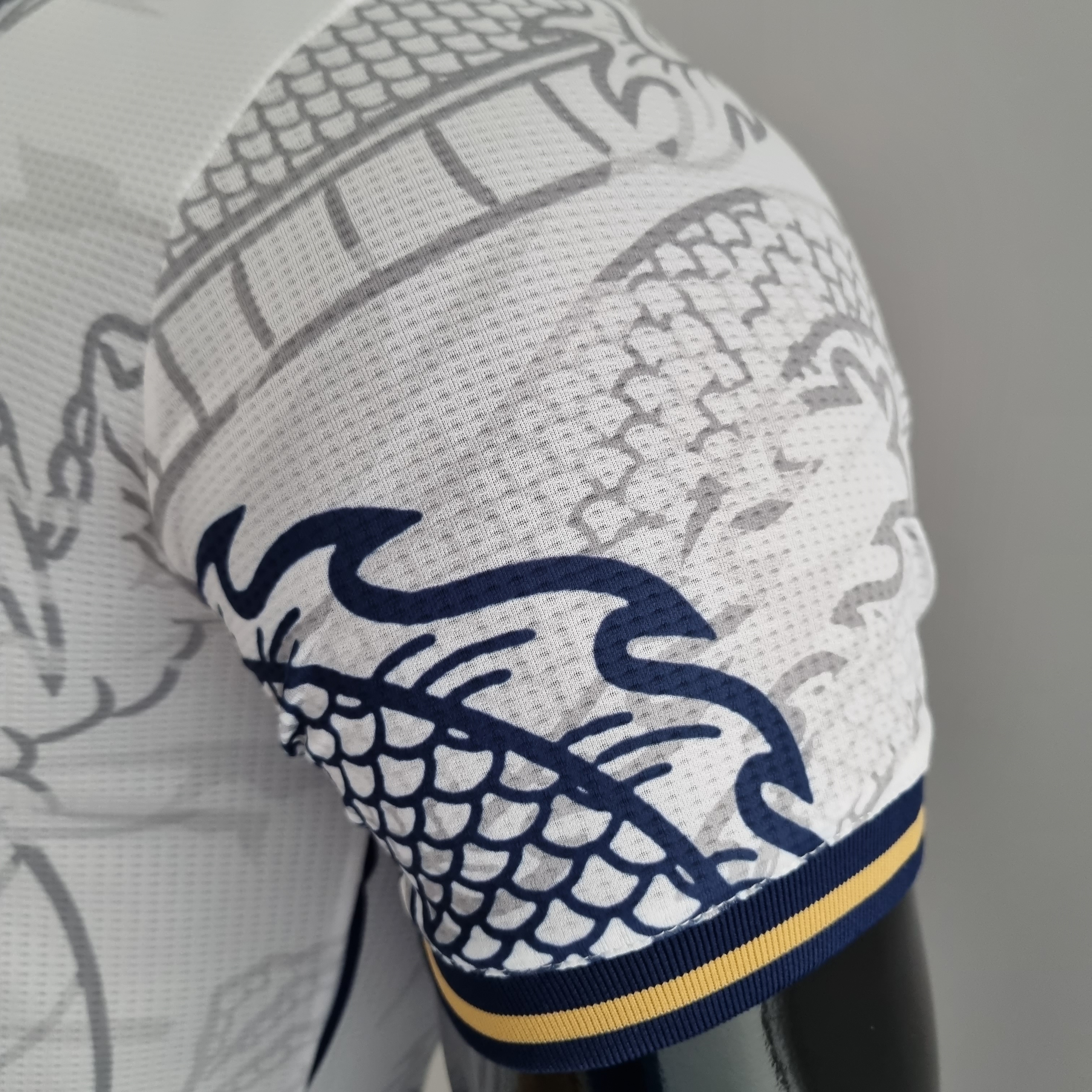 Real Madrid Chinese Dragon White Player Jersey 22/23