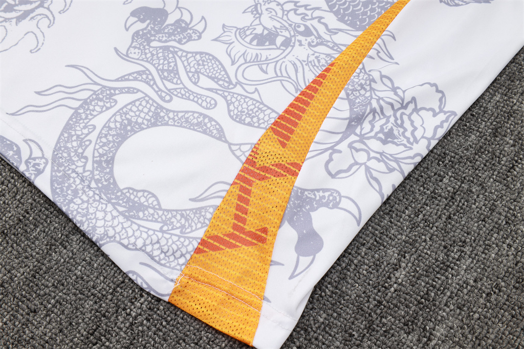 Real Madrid Training Short sleeve Jersey 24/25