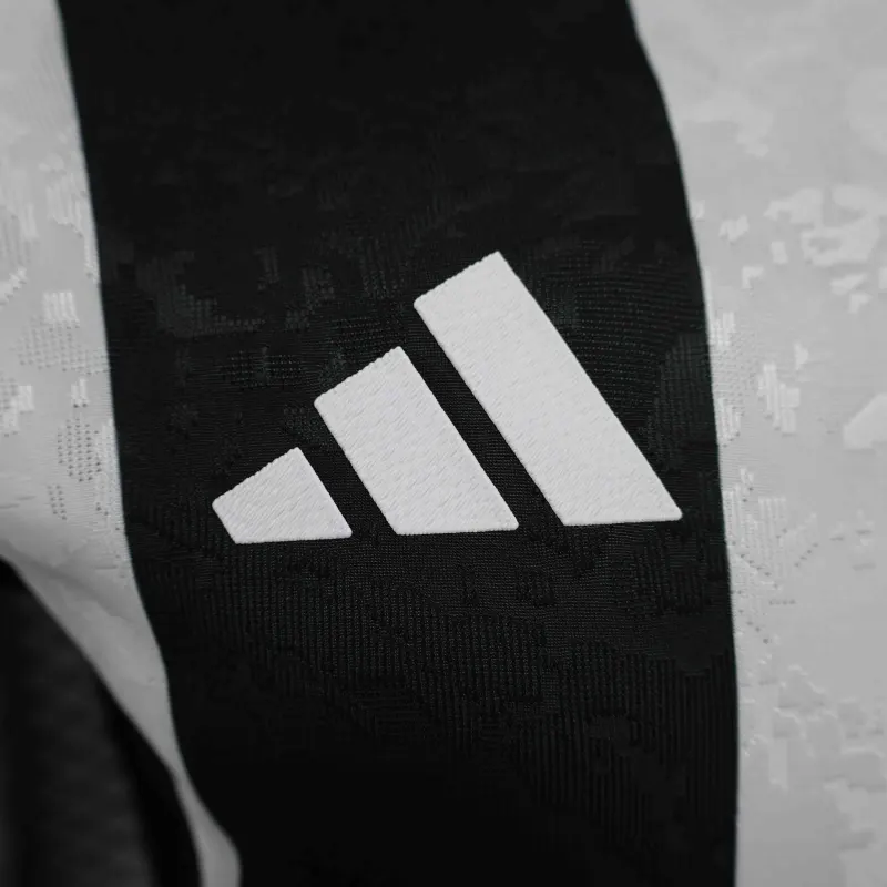 24-25 Juventus Home Soccer Jersey Player Version Long Sleeve