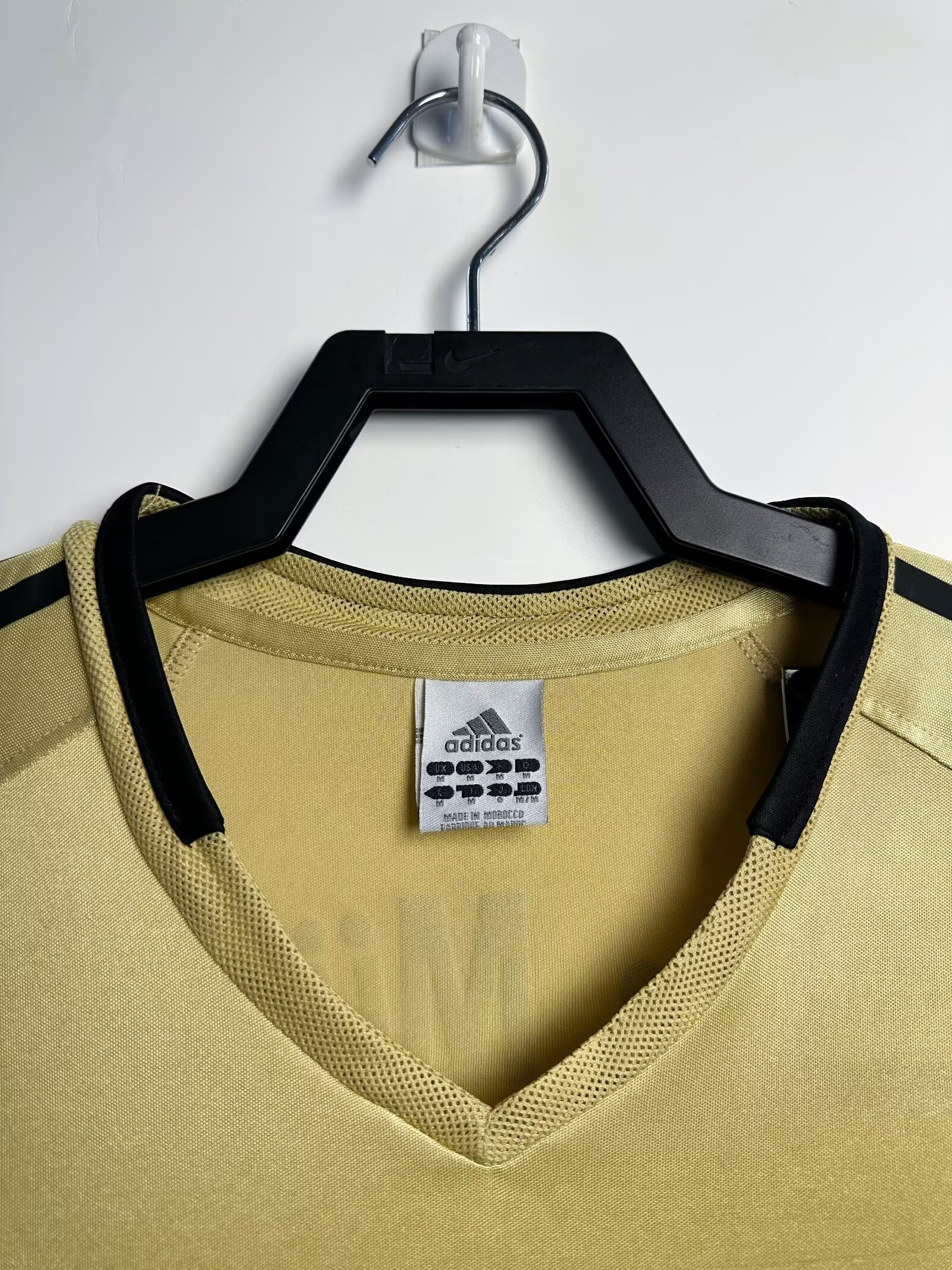 Bayern Munich Away Retro Jersey 2003/04