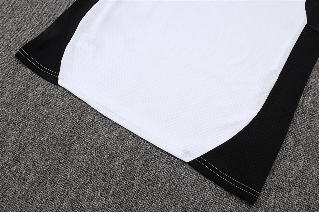 Liverpool Training Short sleeve Suit 25/26