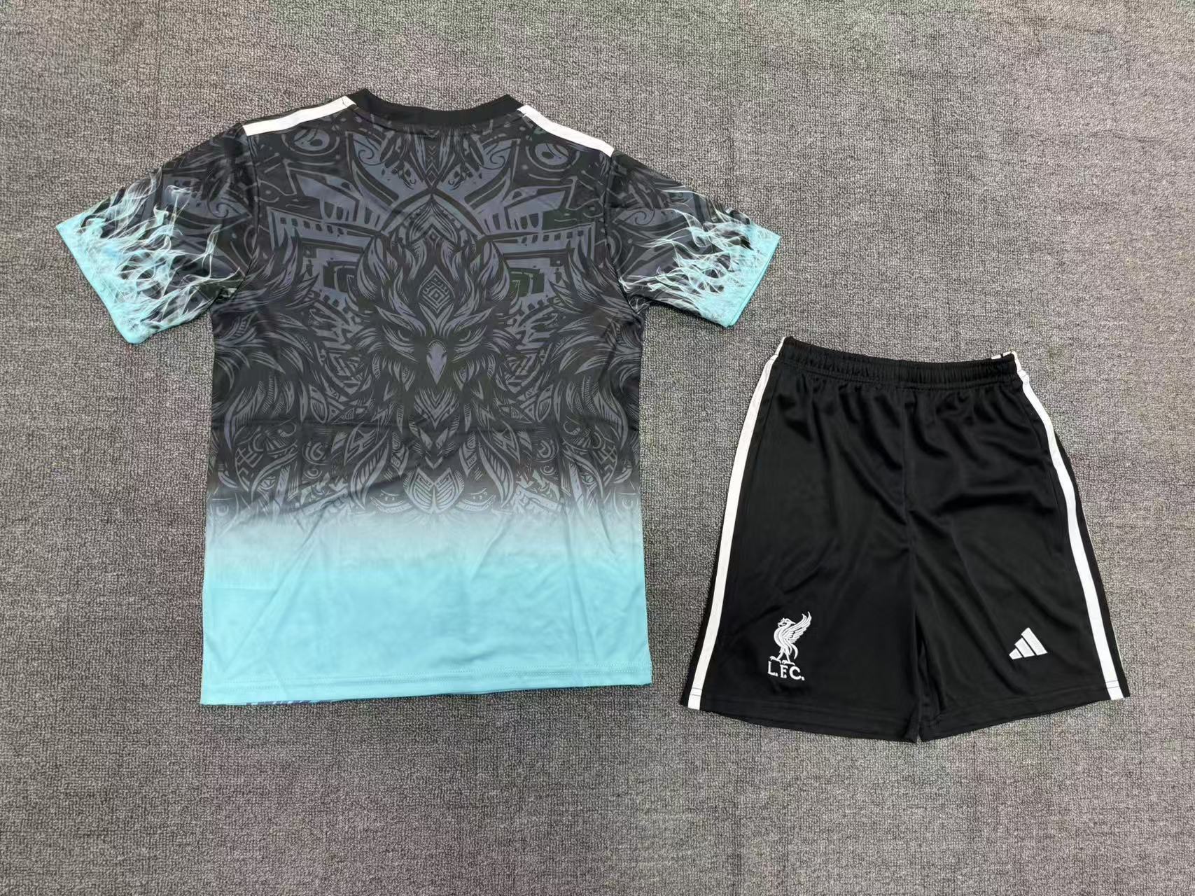 Liverpool Special Edition Kids Suit 25/26