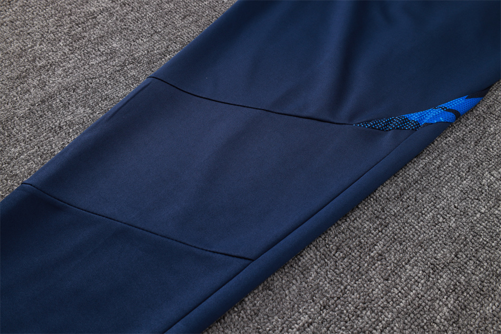 Italy Kids Training Suit 24/25