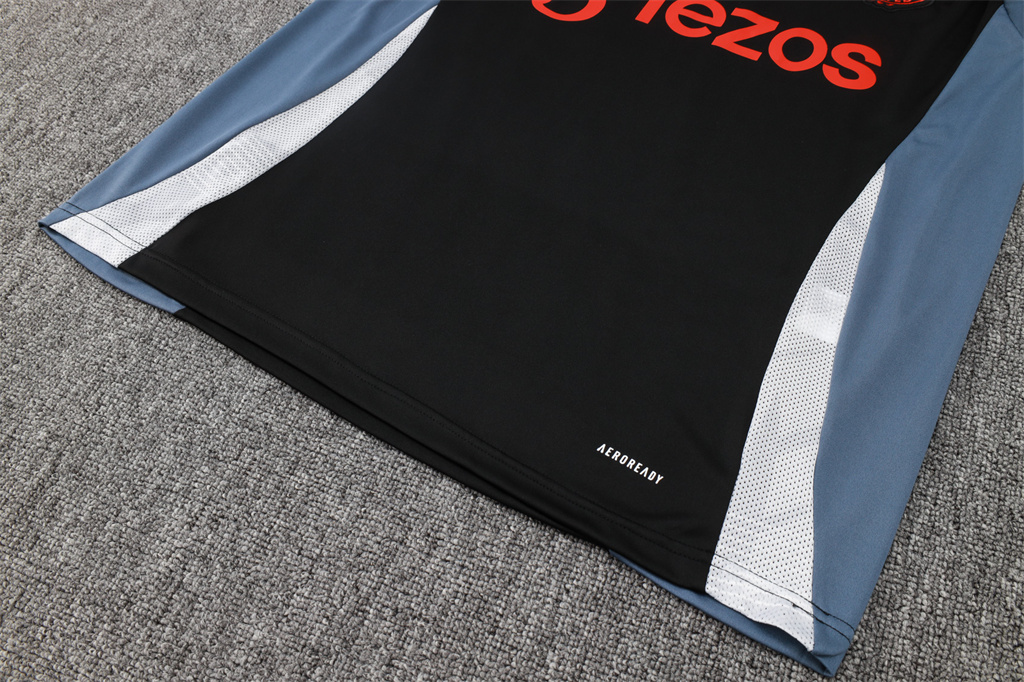 Manchester United Training Short sleeve Suit 24/25