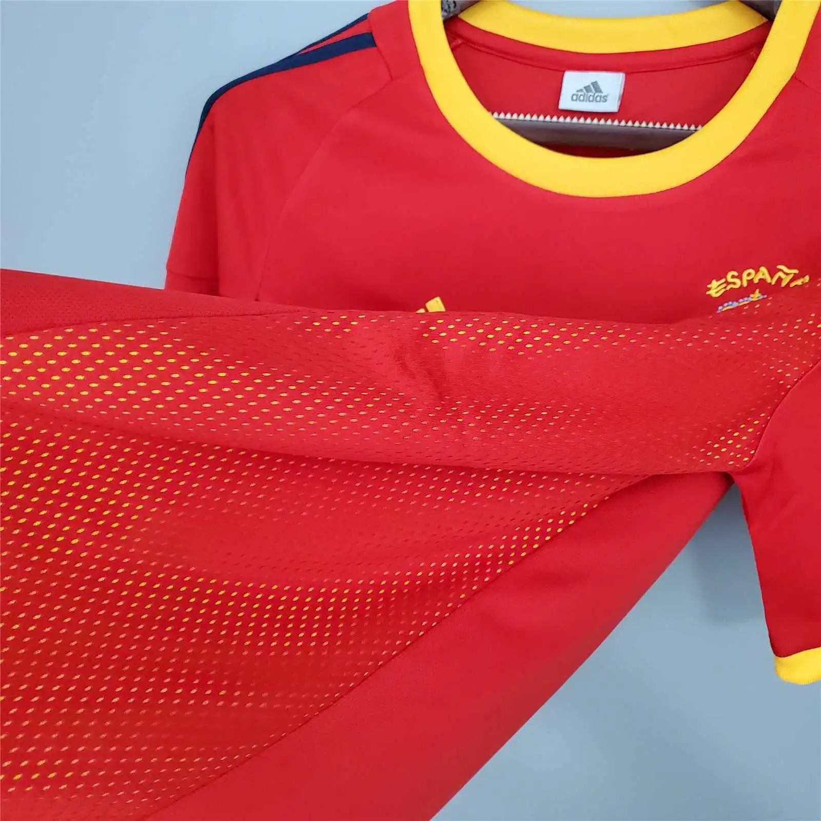 Spain Retro Jersey Home World Cup 2002