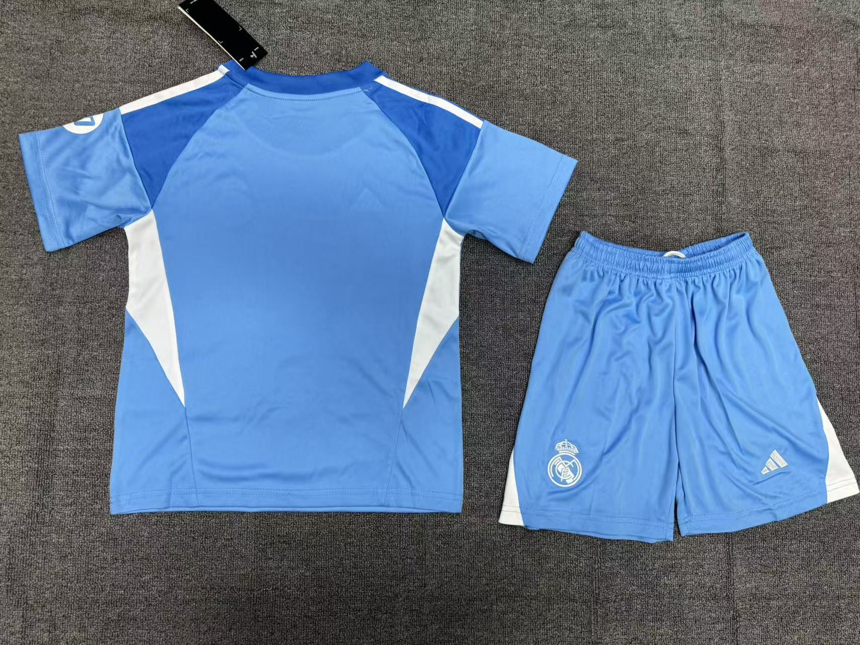 Real Madrid Goalkeeper Kids Suit 25/26