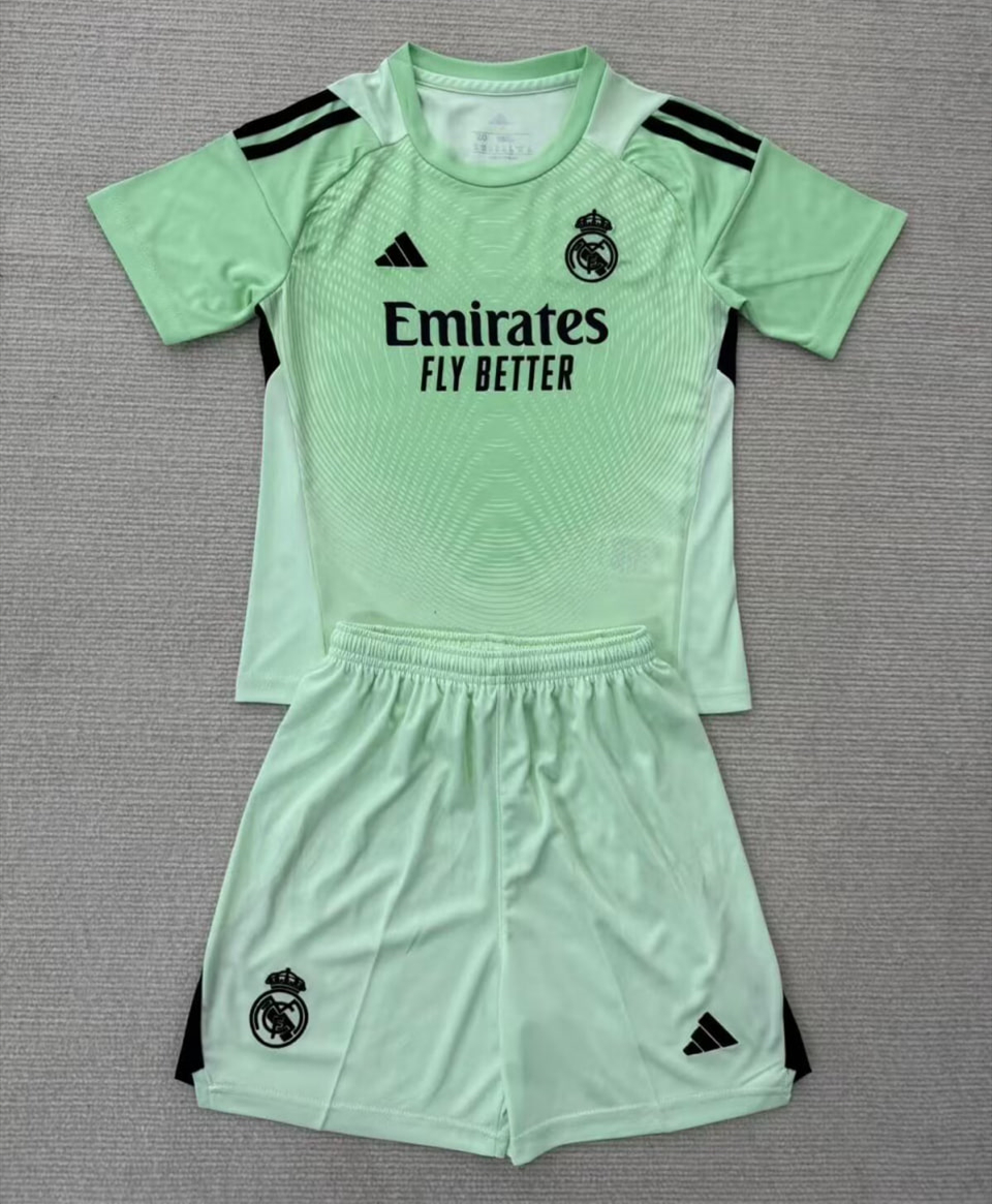 Real Madrid Goalkeeper Kids Suit 25/26