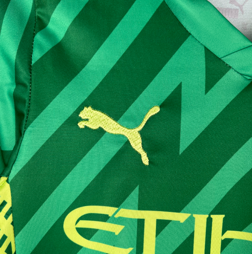 23-24 Kids Goalkeeper Manchester City Kit