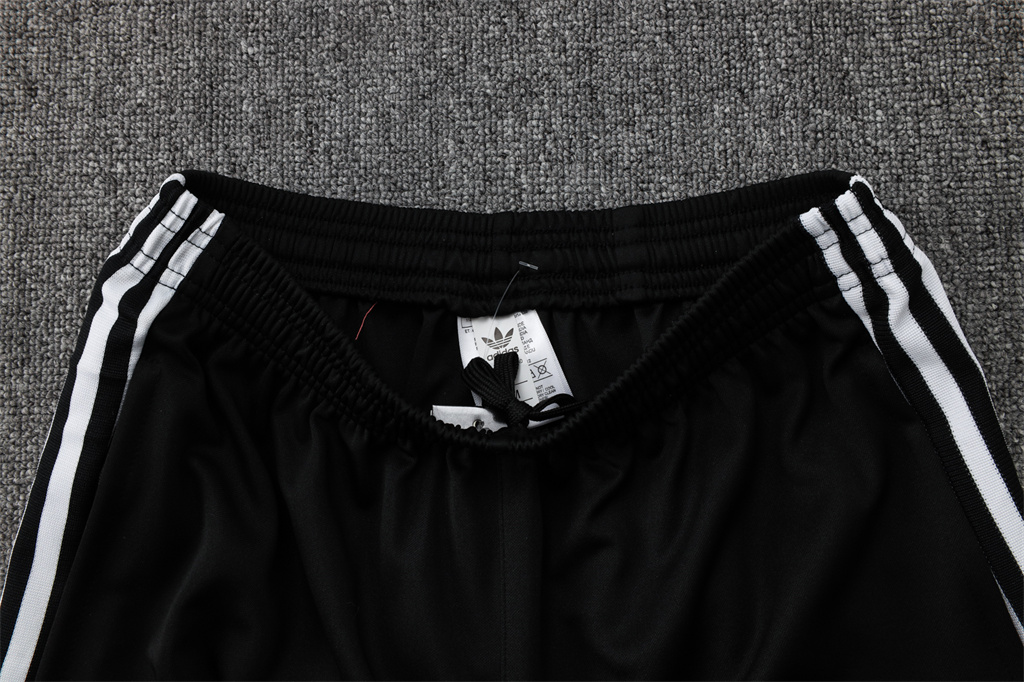 Manchester United Training Pants 24/25