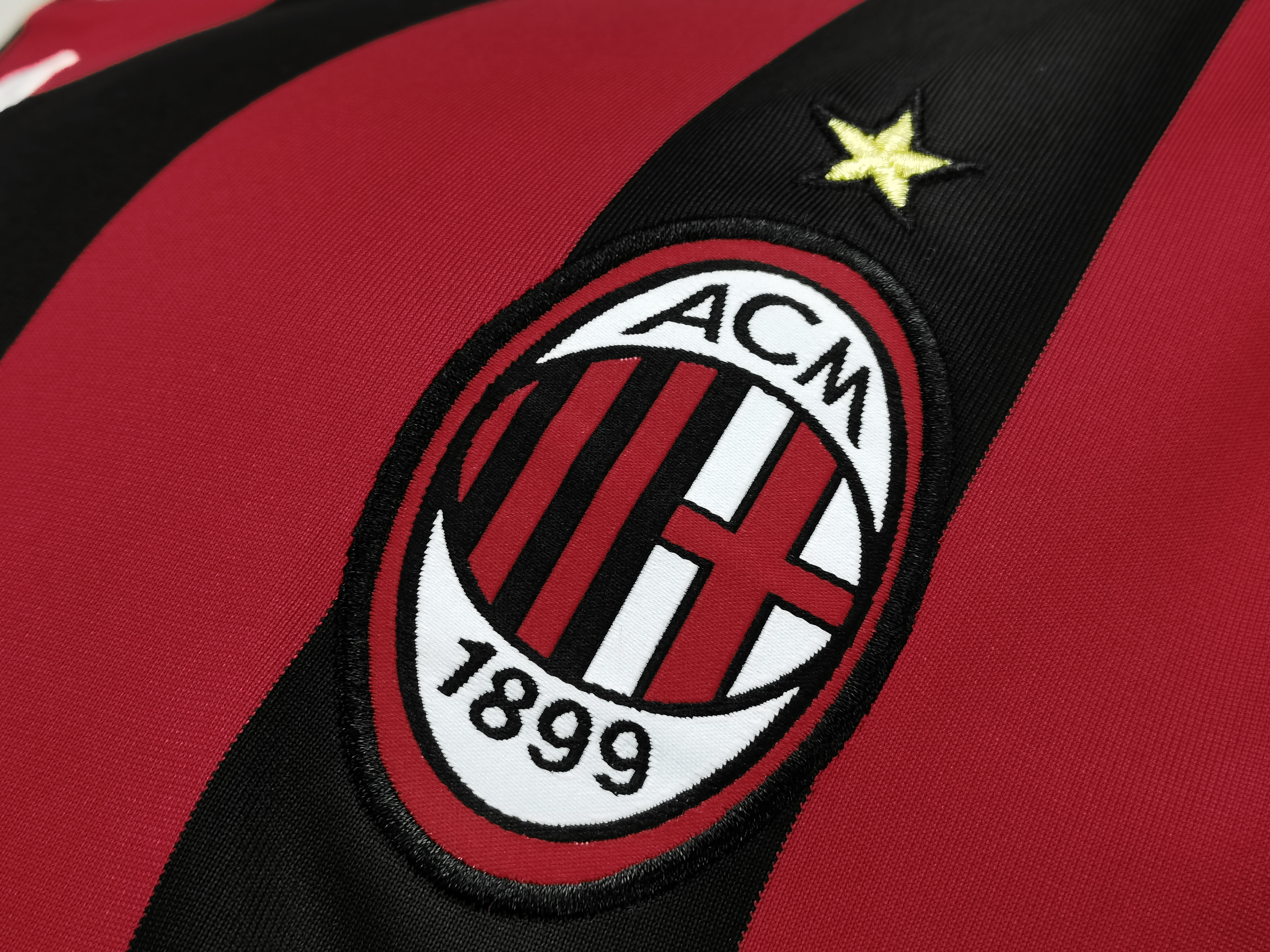 AC Milan Home Long Sleeve Retro Jersey 09/10