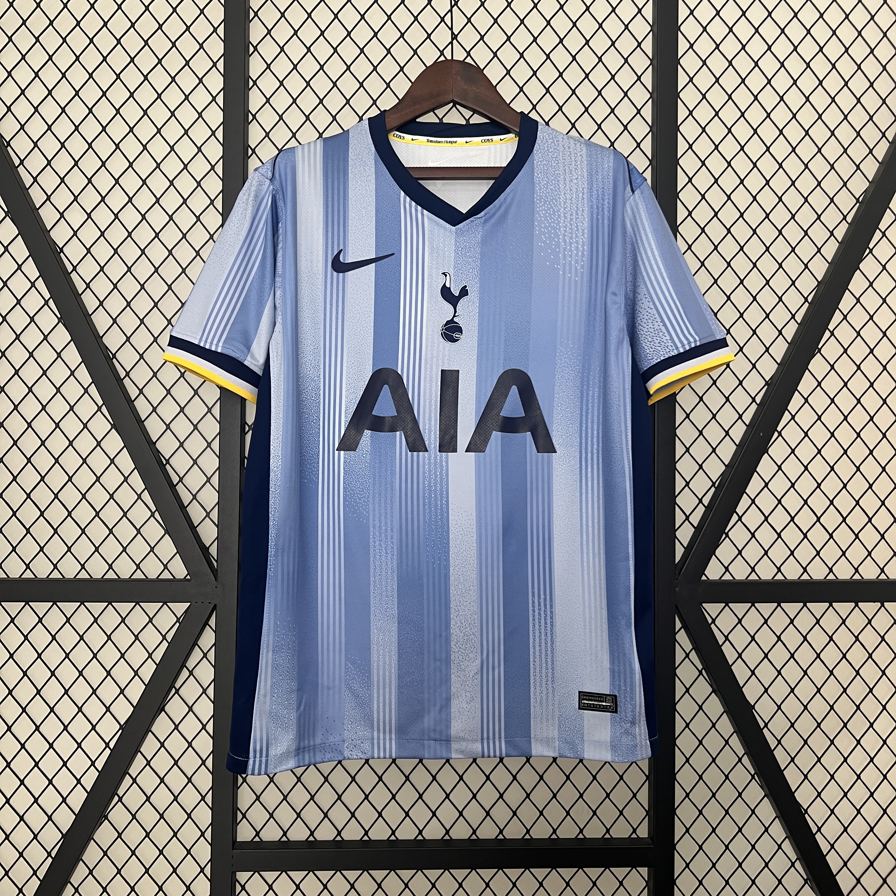 Tottenham Hotspur Winners Away Man Jersey 24/25