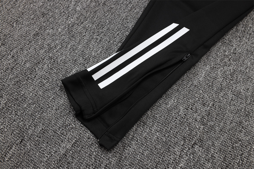 Manchester United Training Pants 25/26