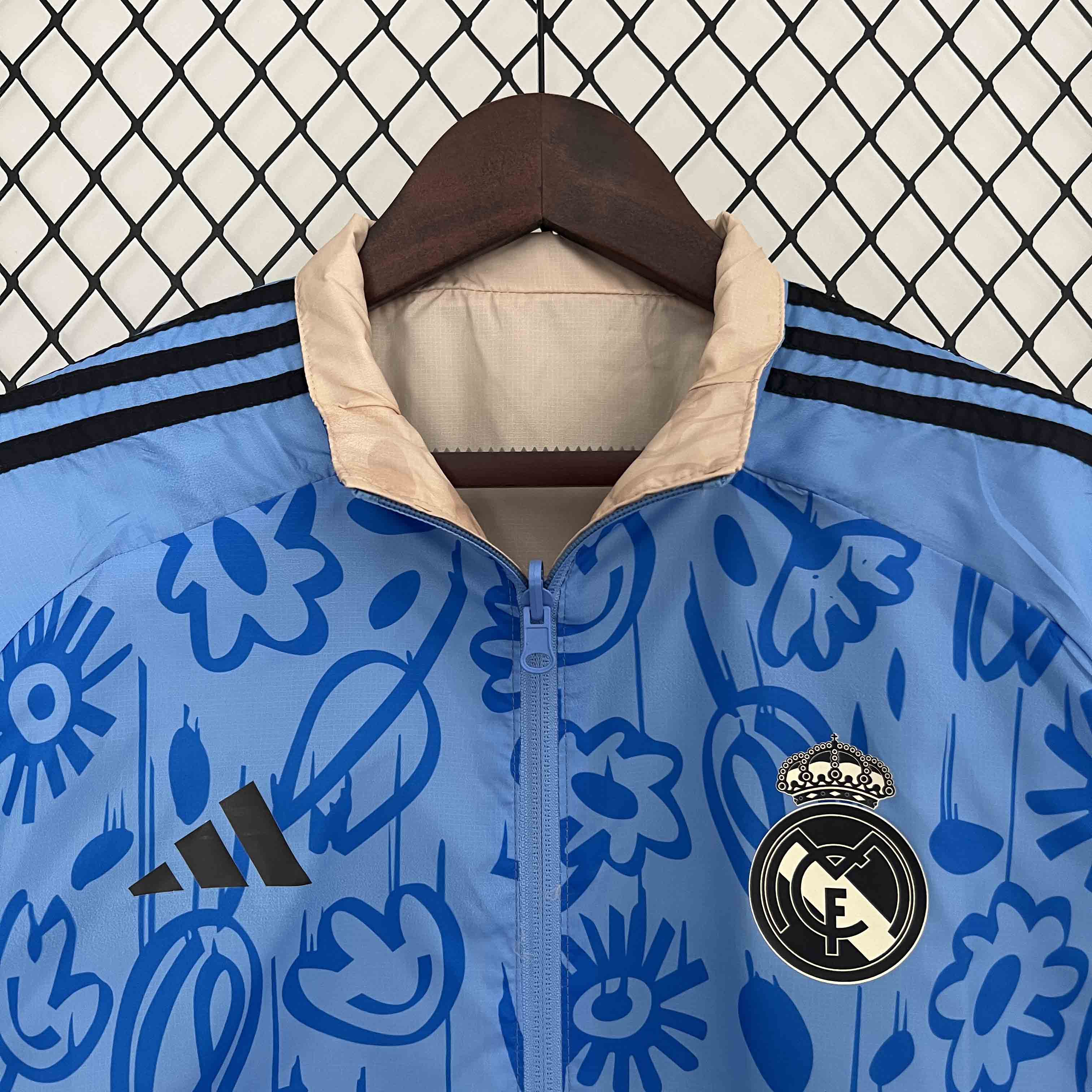 Windbreaker Real Madrid sided style