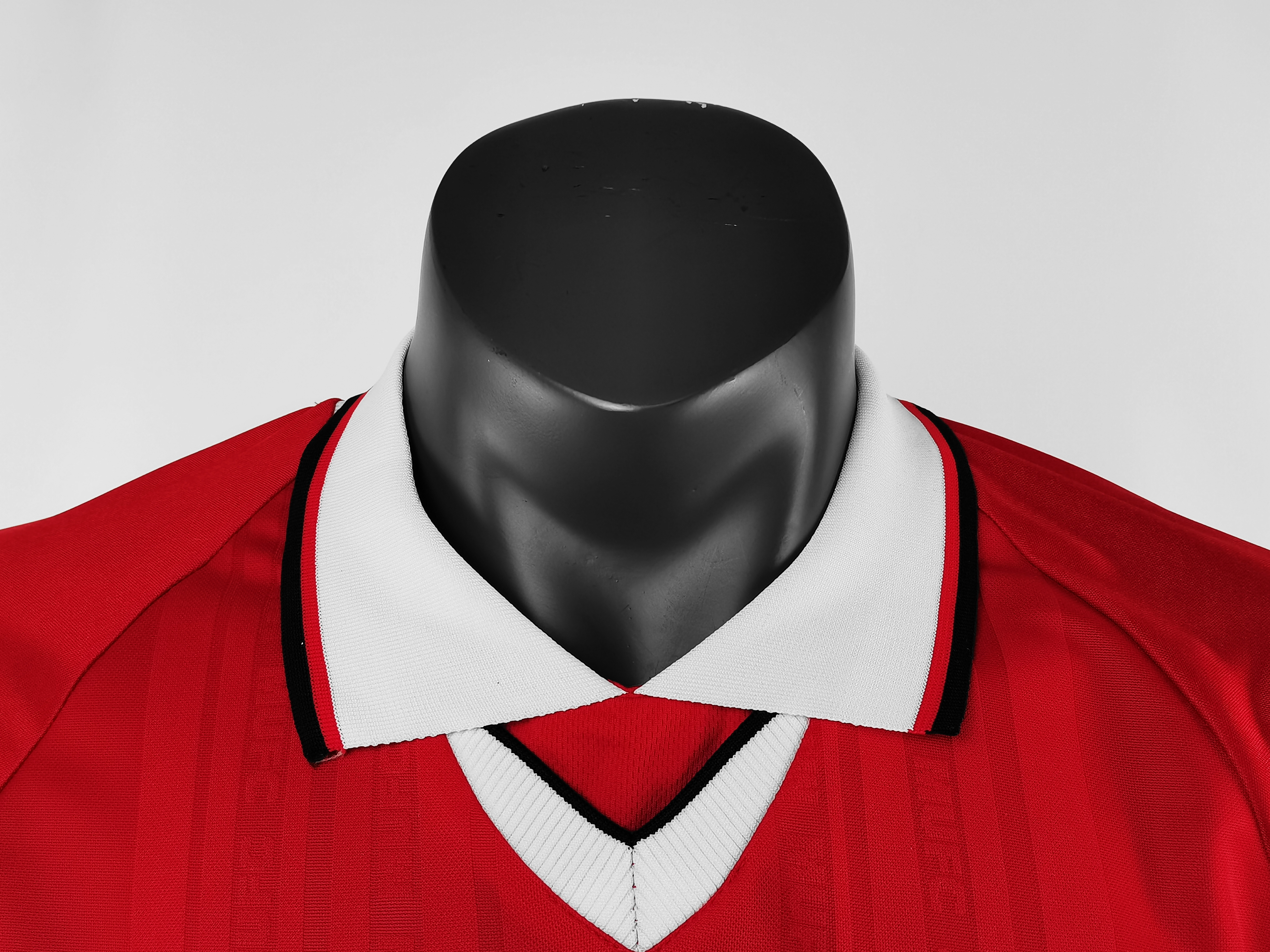 Manchester United Home Champions' League Final Retro Jersey 1999/00