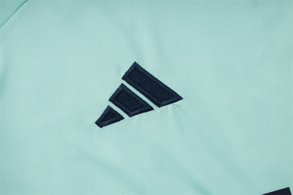 Manchester United Training Jersey 24/25