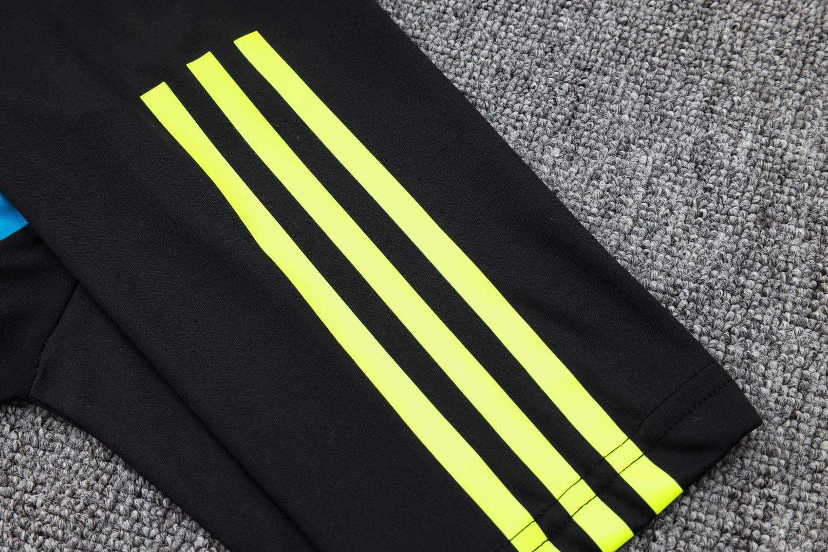 Arsenal Training Jersey 23/24