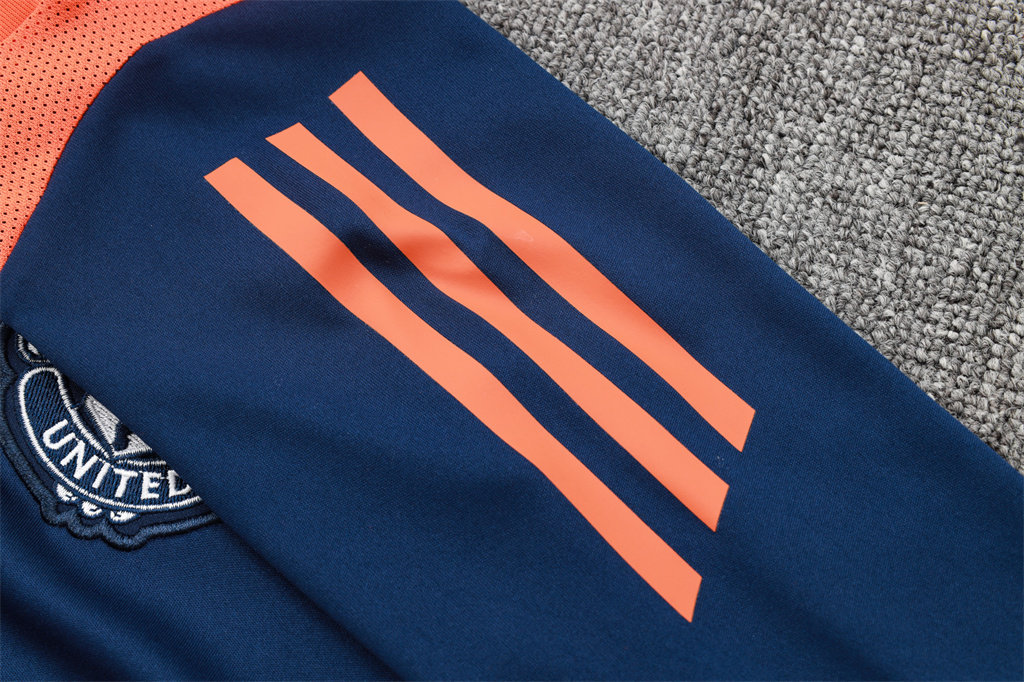 Manchester United Training Short sleeve Jersey 24/25