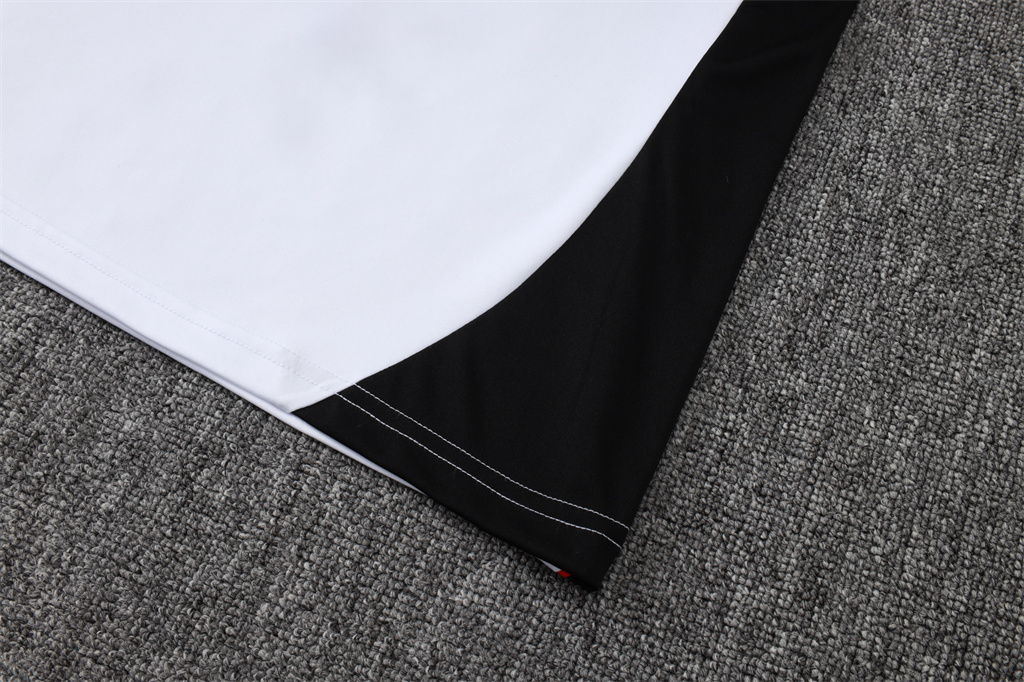 Bayern Munich Training Jersey 25/26