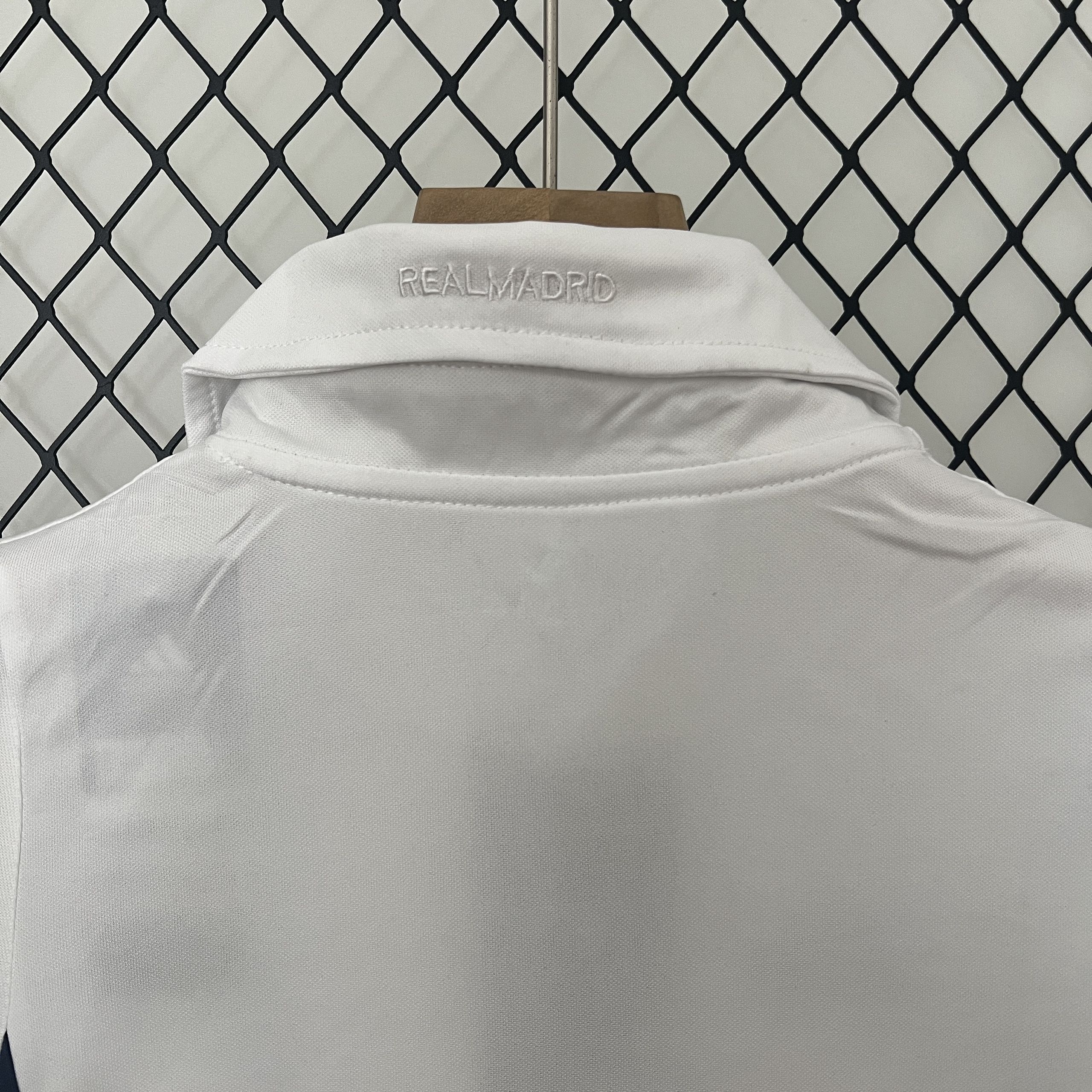 Real Madrid 16-17 Home Retro Kid Kits Jersey