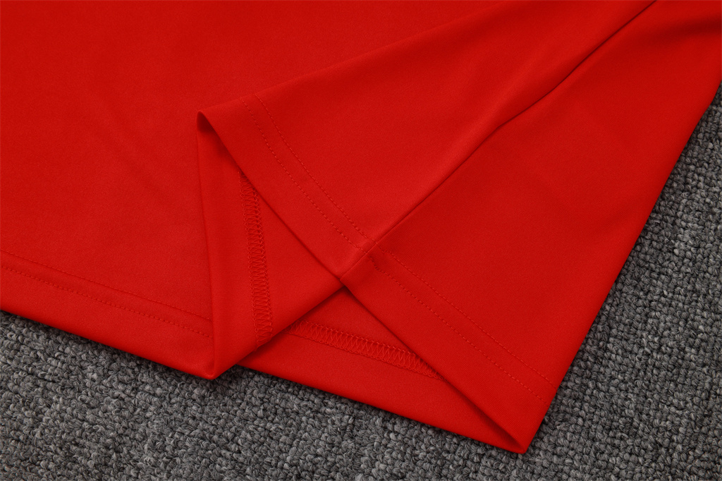 Liverpool Training Jersey 25/26