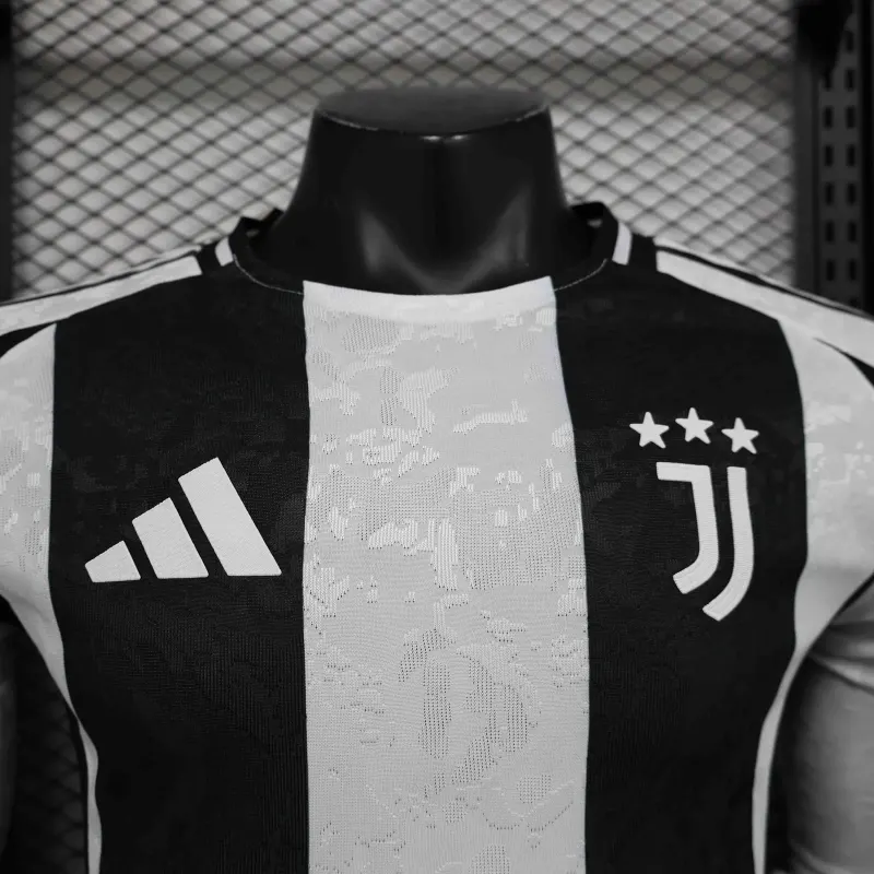 24-25 Juventus Home Soccer Jersey Player Version Long Sleeve
