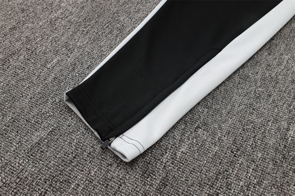 Juventus Training Jacket 24/25