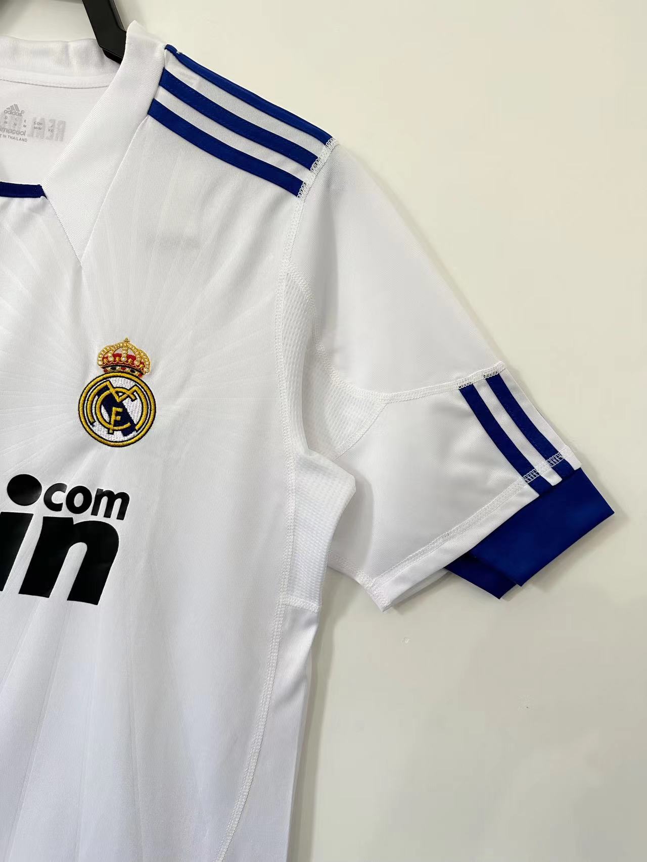 Real Madrid Home Retro Jersey 2010/11
