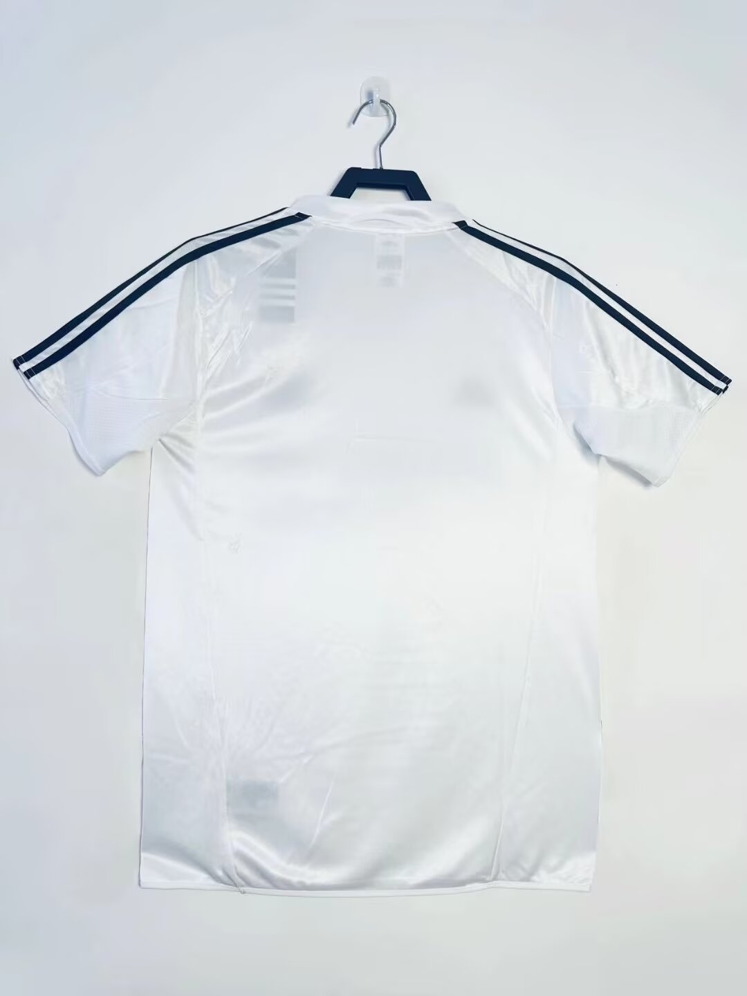 Real Madrid Home Retro Jersey 2004/05