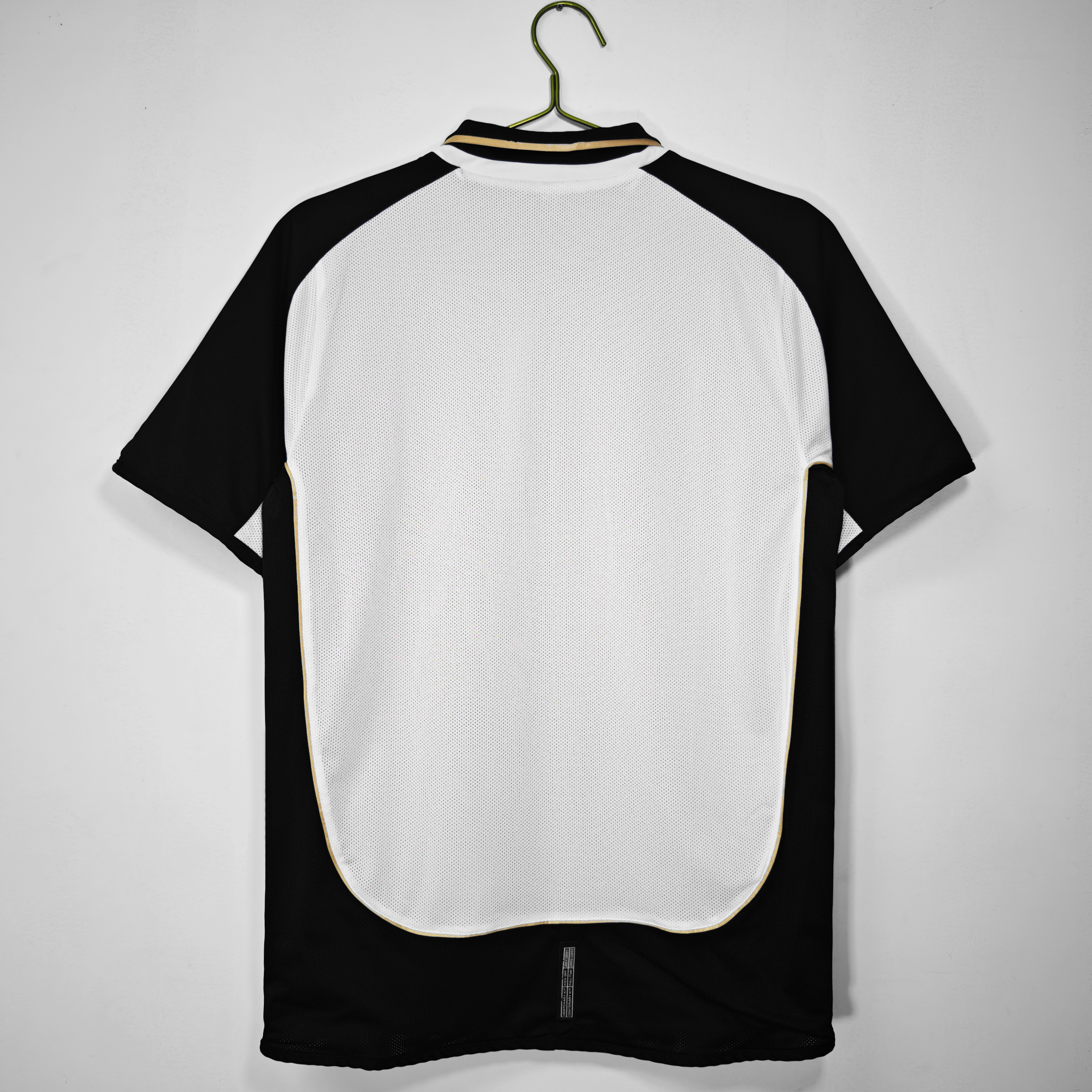 Manchester United 2001/02 Reversible Centenary Retro Jersey