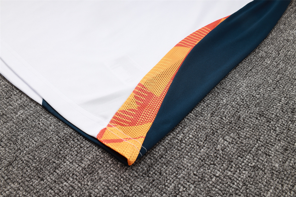 Real Madrid POLO Jersey 24/25