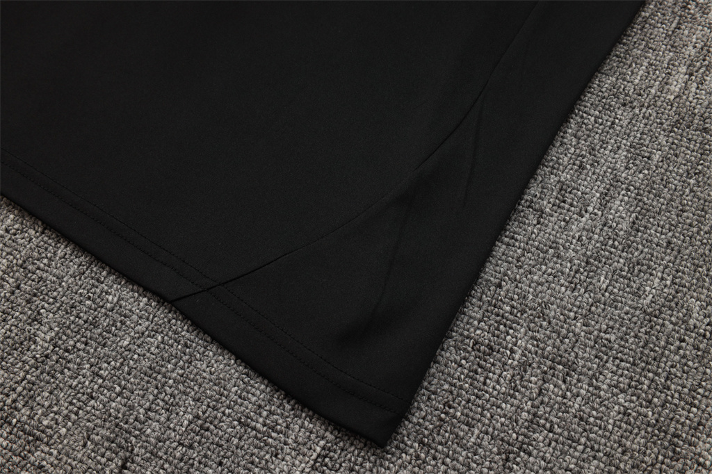 Liverpool Training Jersey 25/26